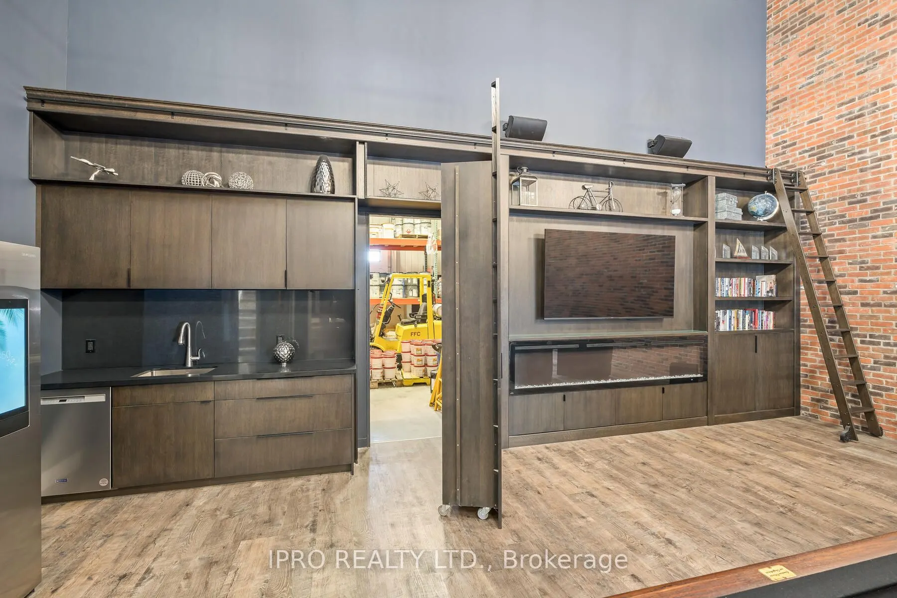 150 Armstrong Avenue, #9