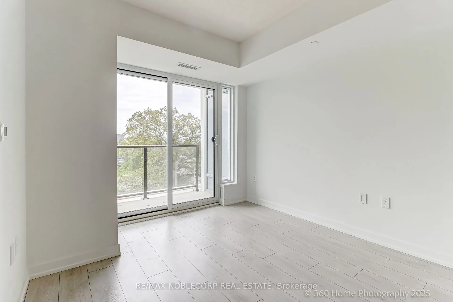 556 Marlee Avenue, #508