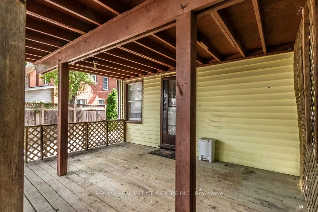 215-217 Queen Street