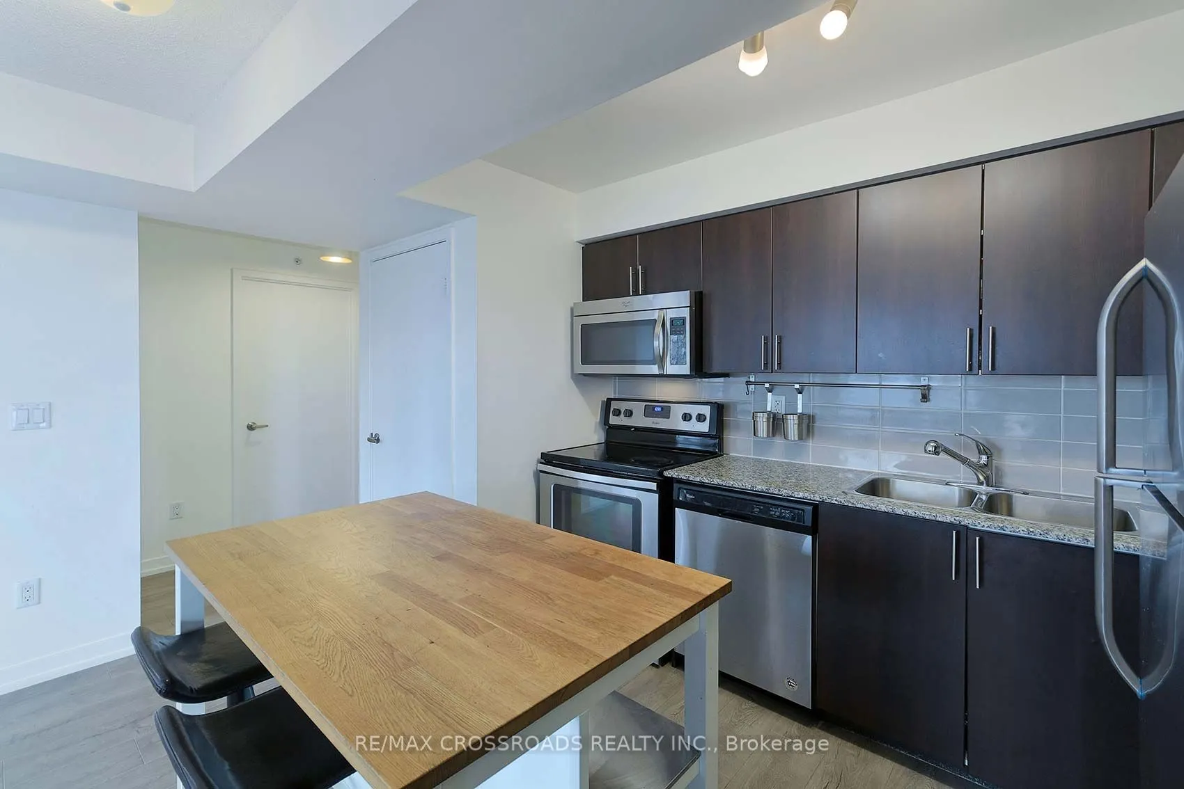 1410 Dupont Street, #2609