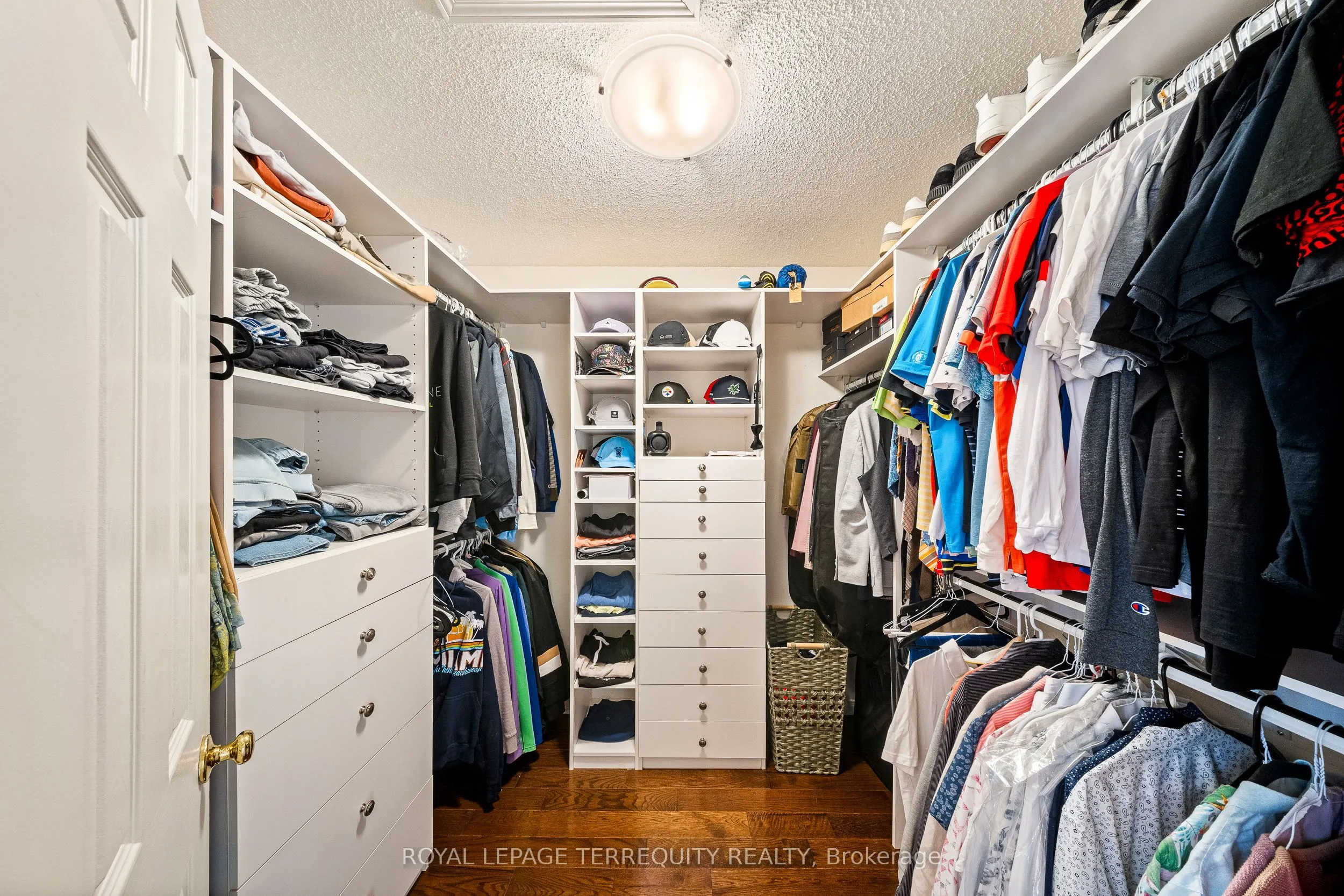1066 Chateau Court
