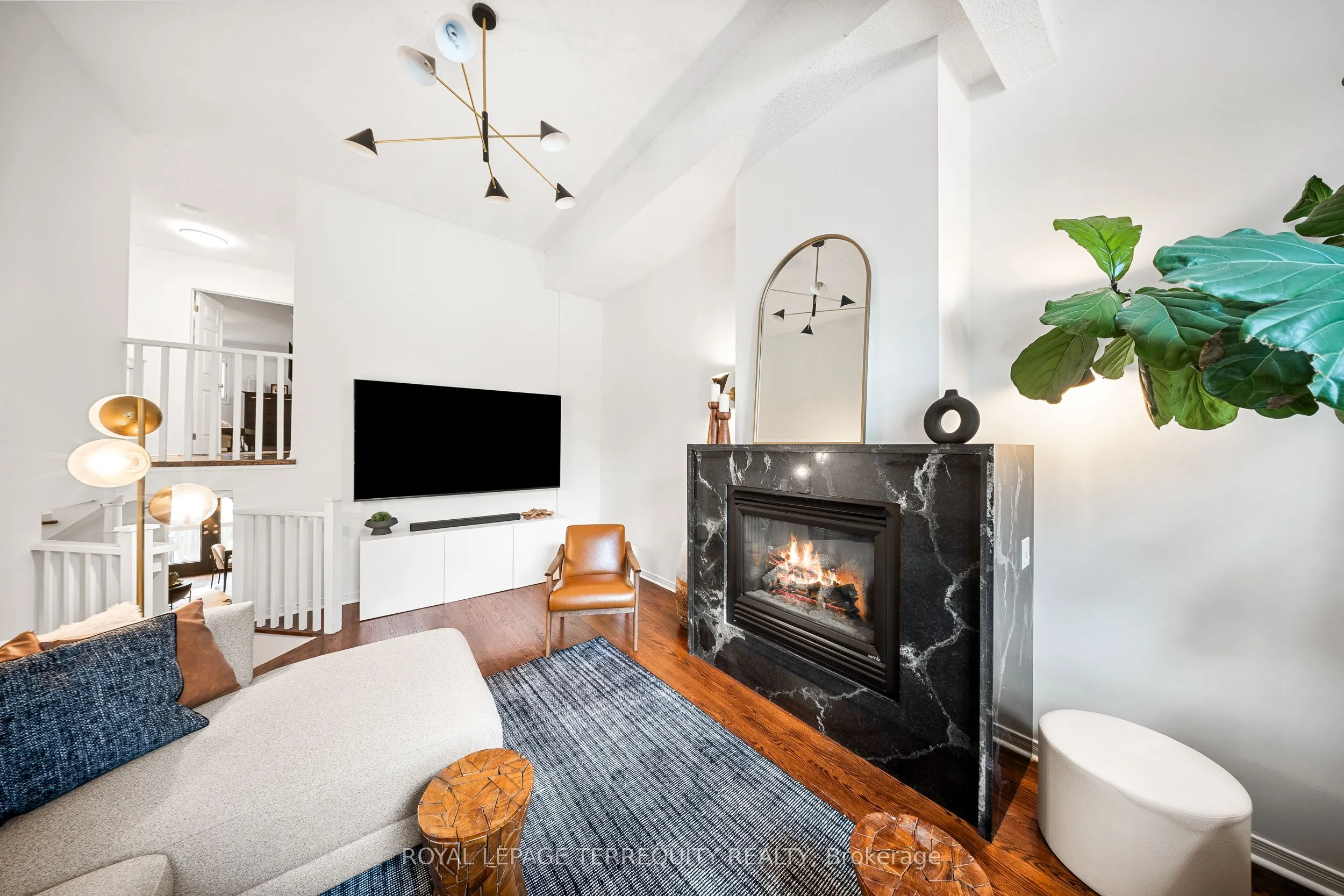 1066 Chateau Court