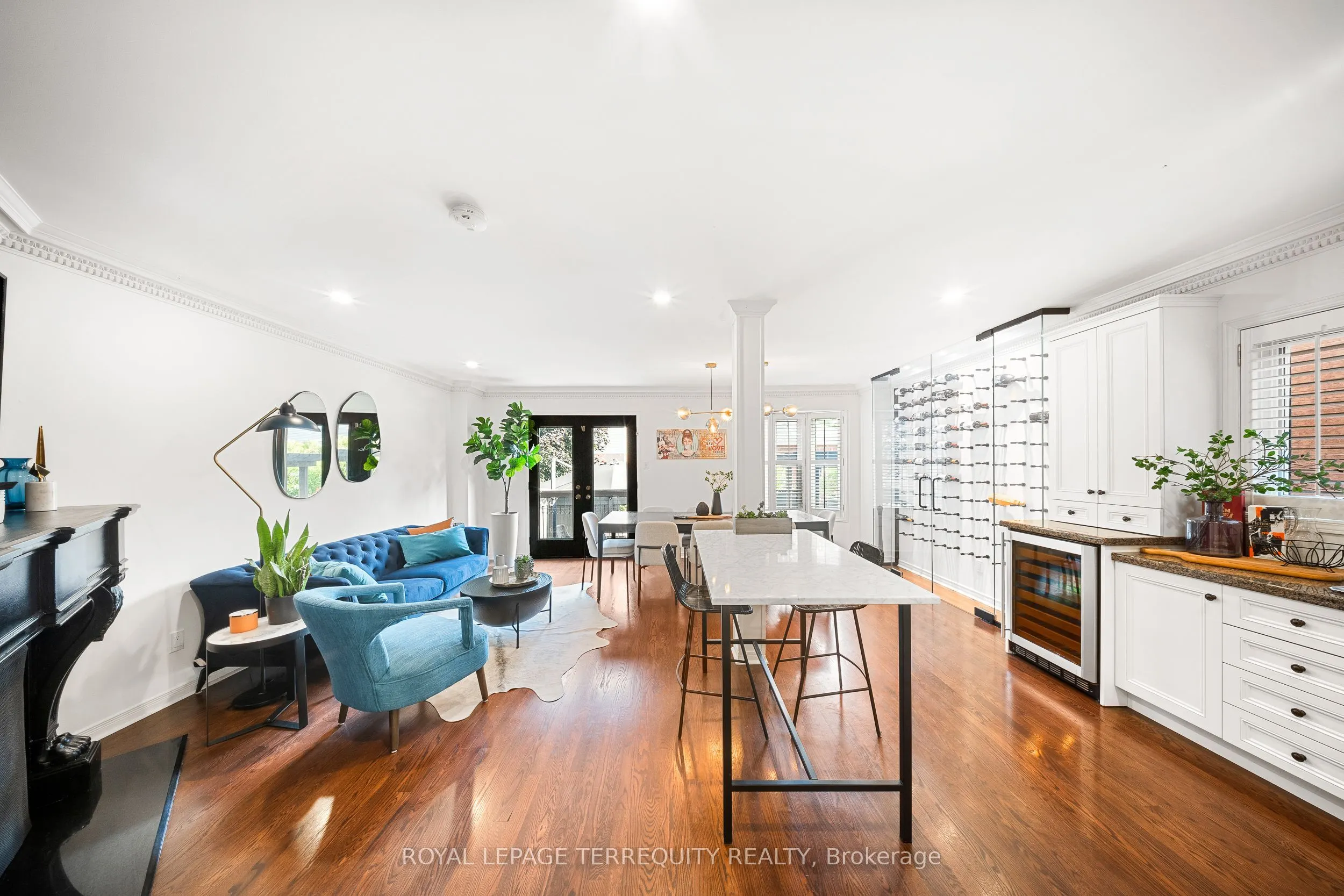 1066 Chateau Court