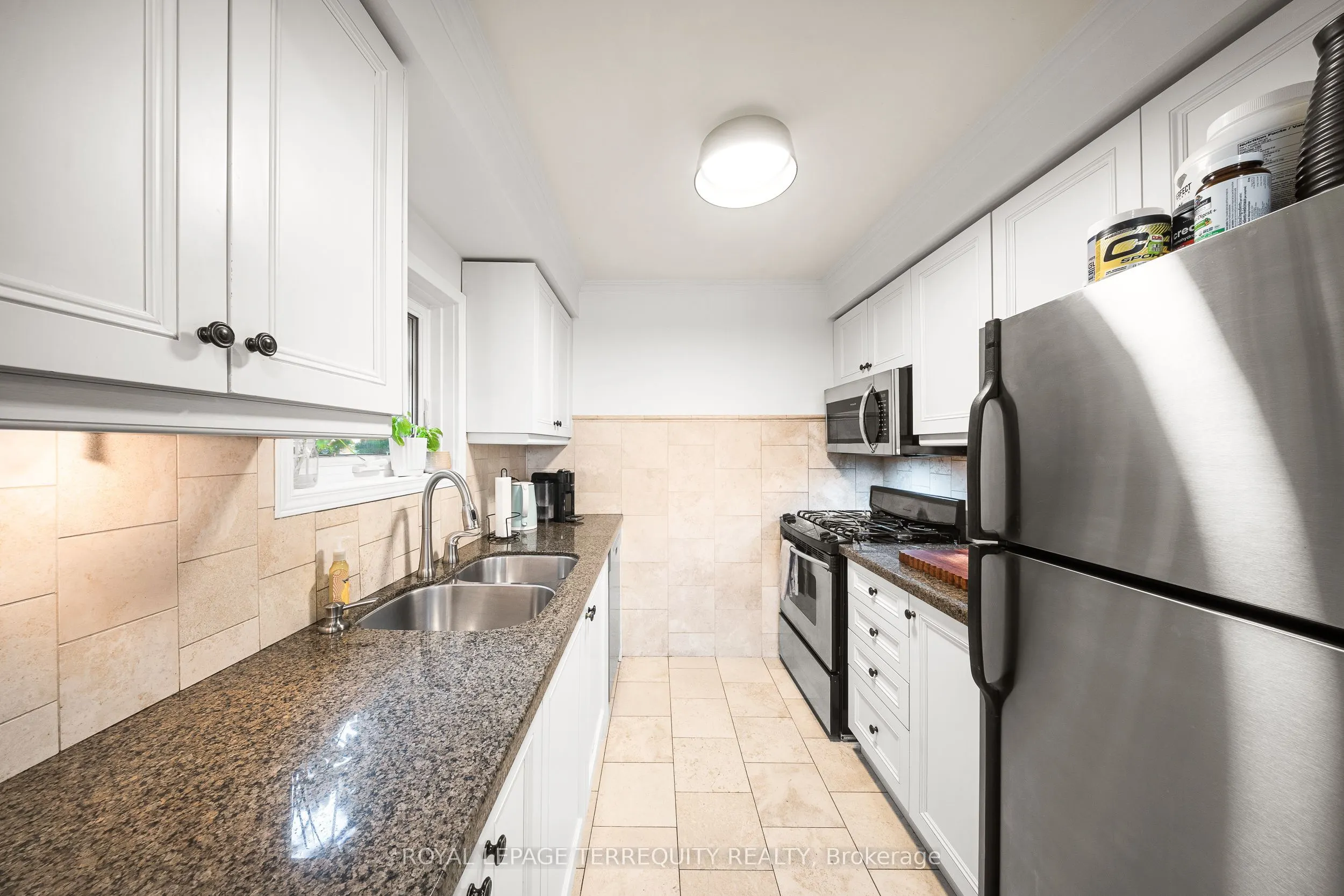 1066 Chateau Court