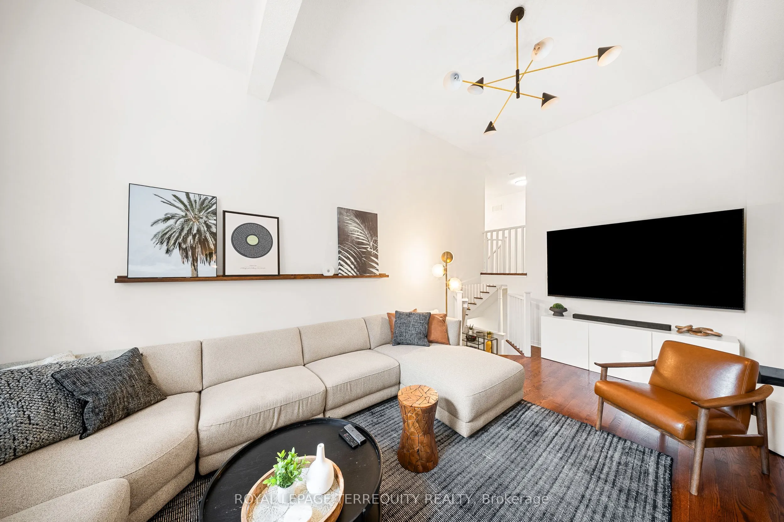 1066 Chateau Court