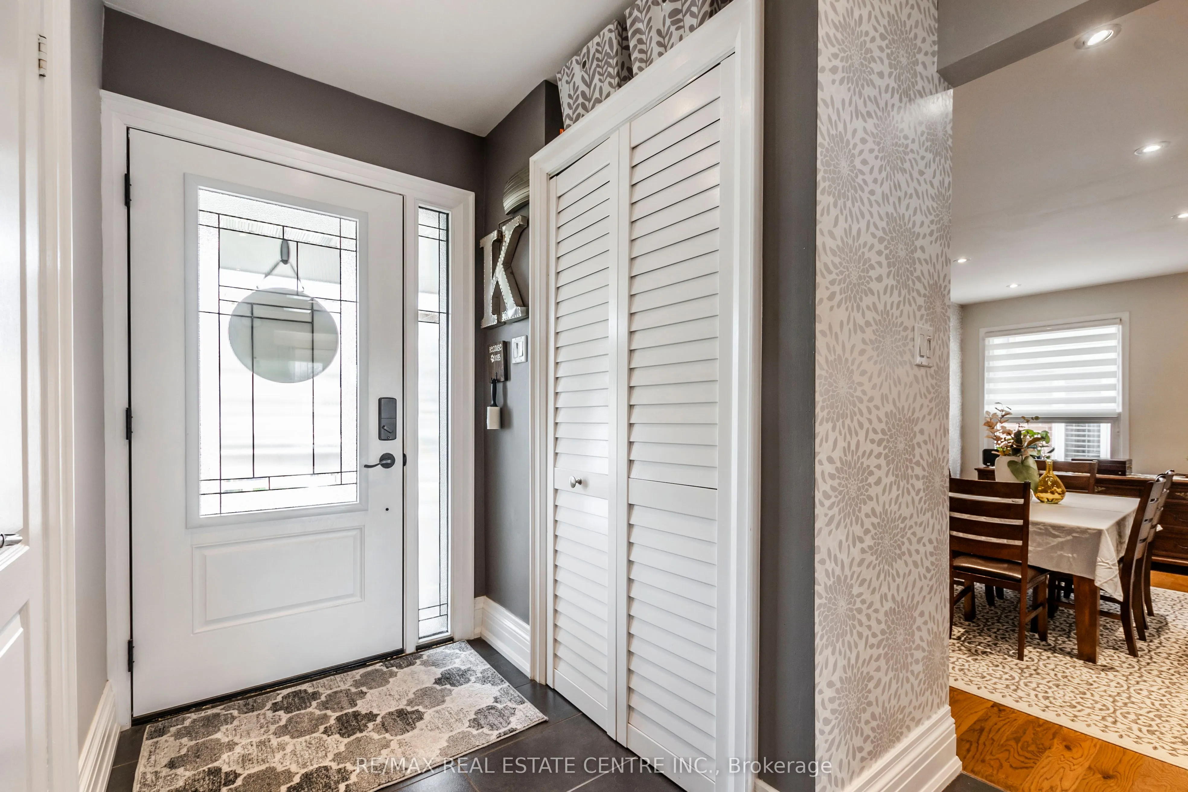 481 Bell Street