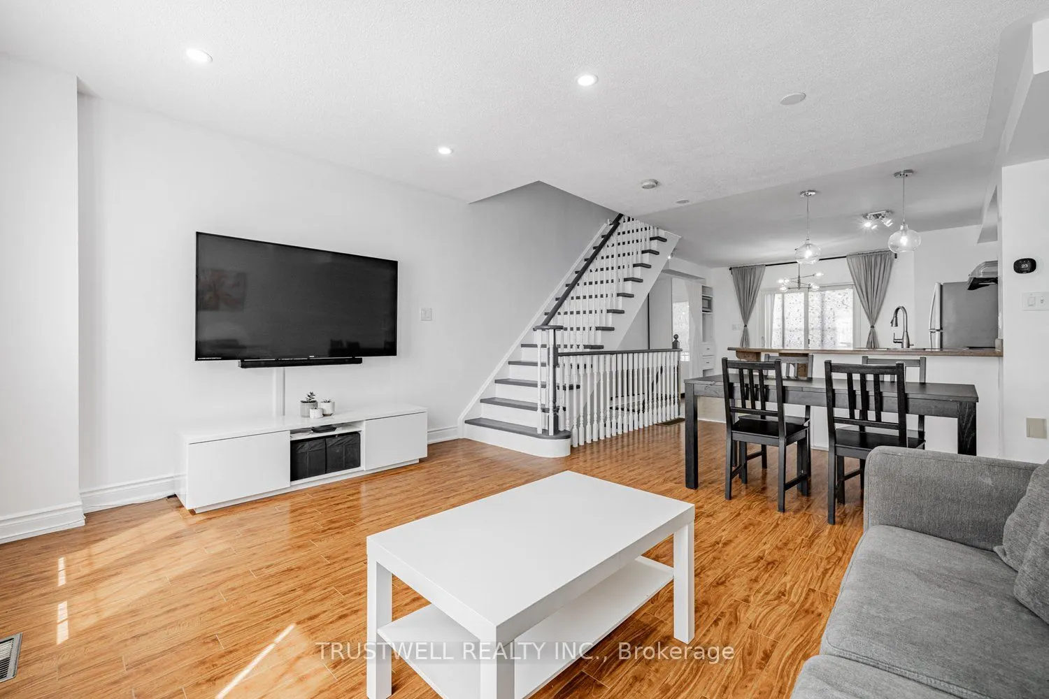 127 Torbarrie Road