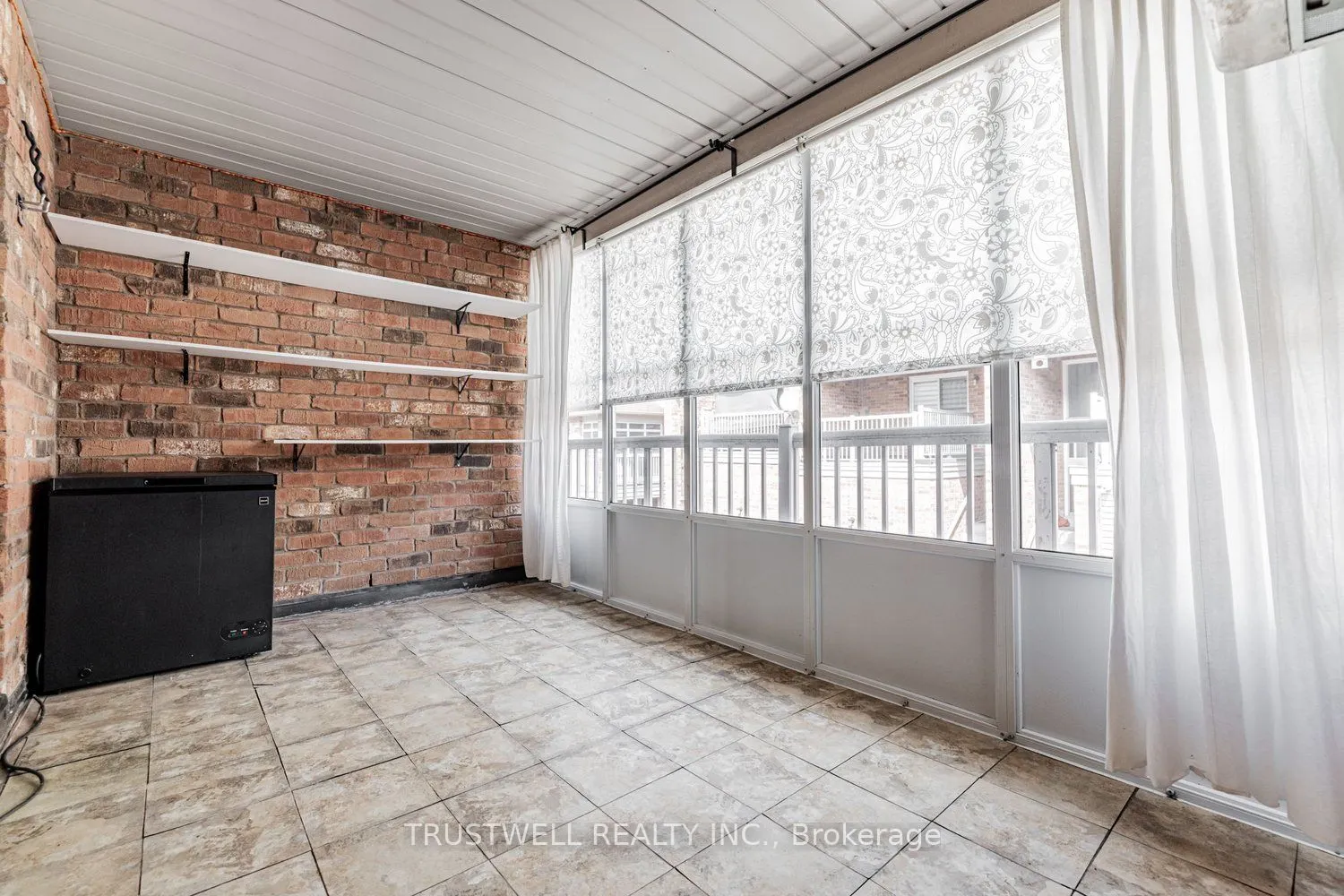 127 Torbarrie Road