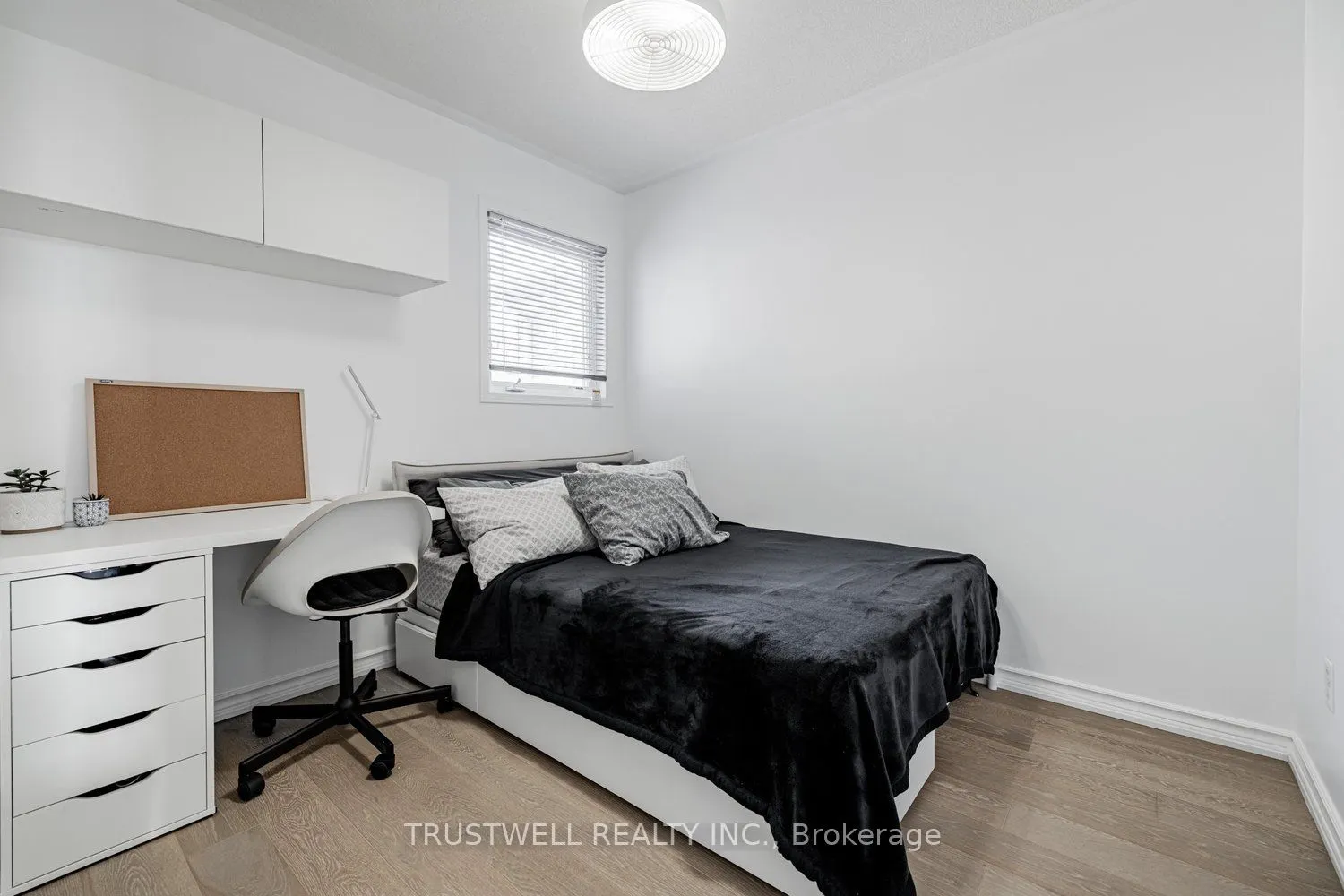 127 Torbarrie Road
