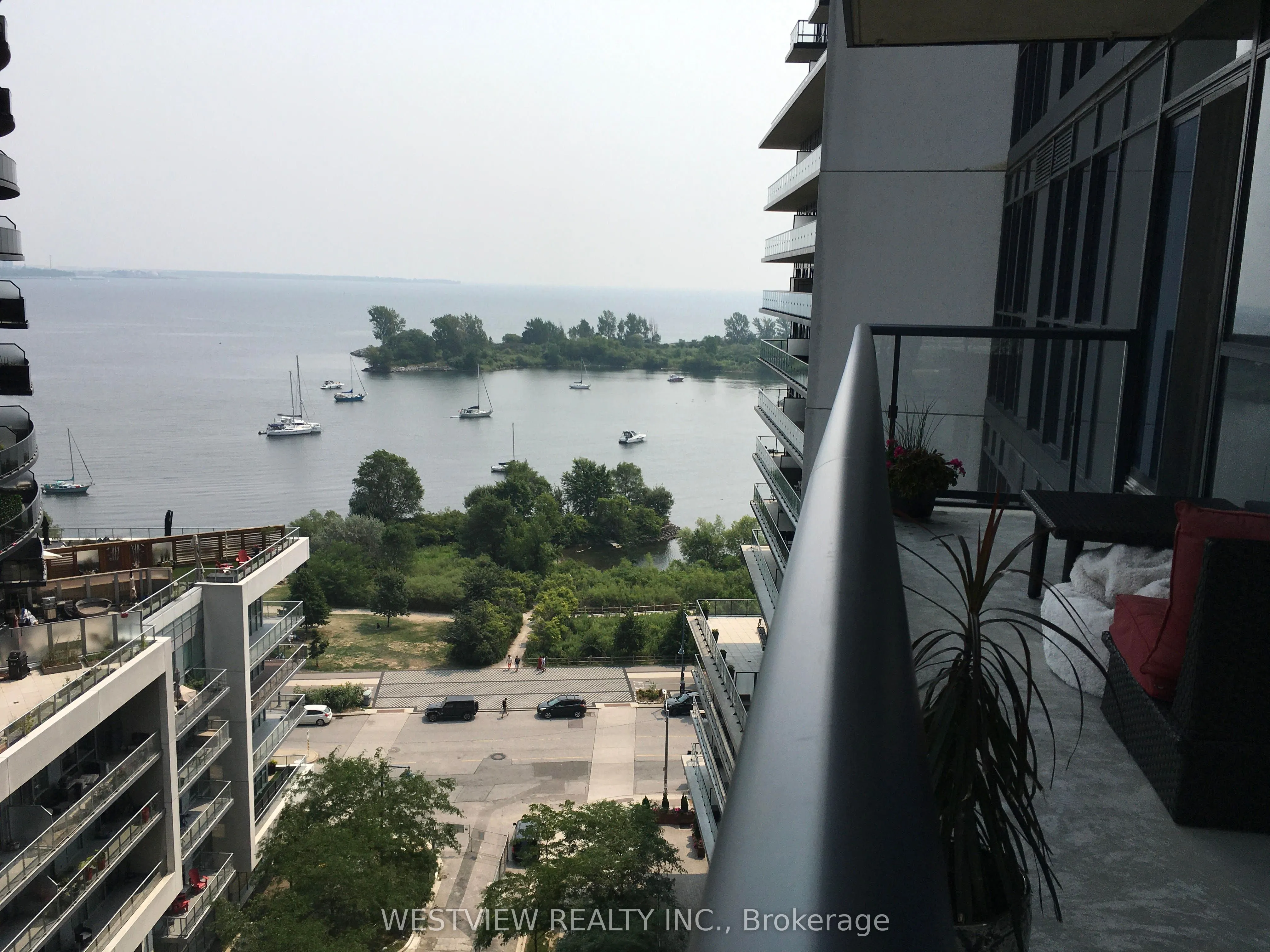 39 Annie Craig Drive, #1207