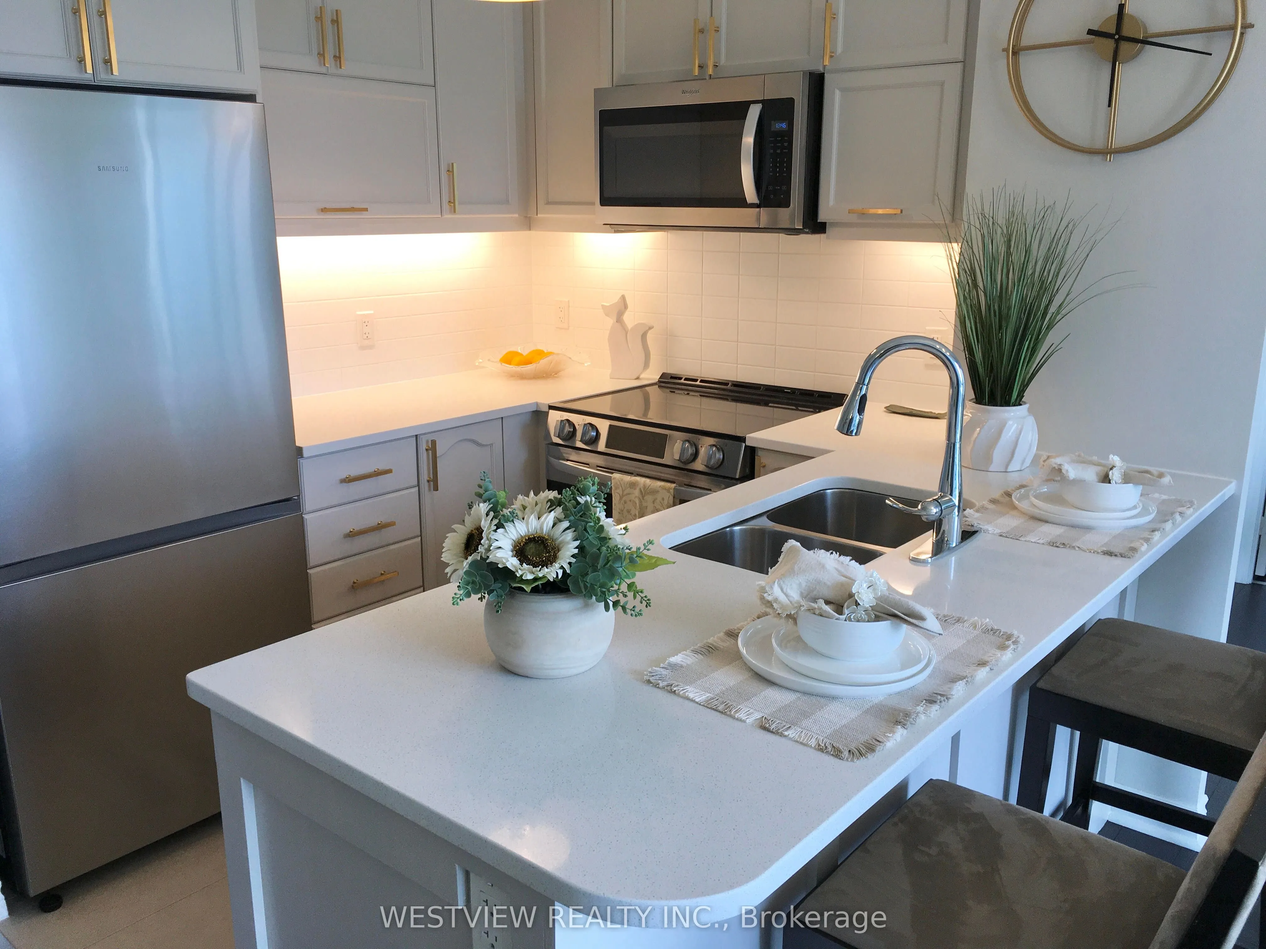39 Annie Craig Drive, #1207