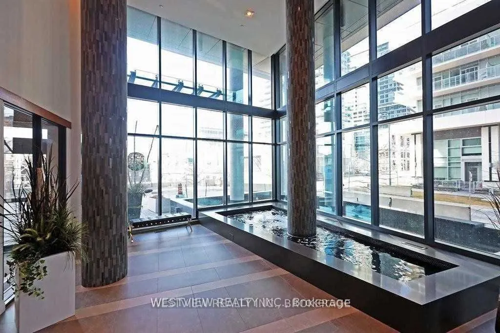 39 Annie Craig Drive, #1207