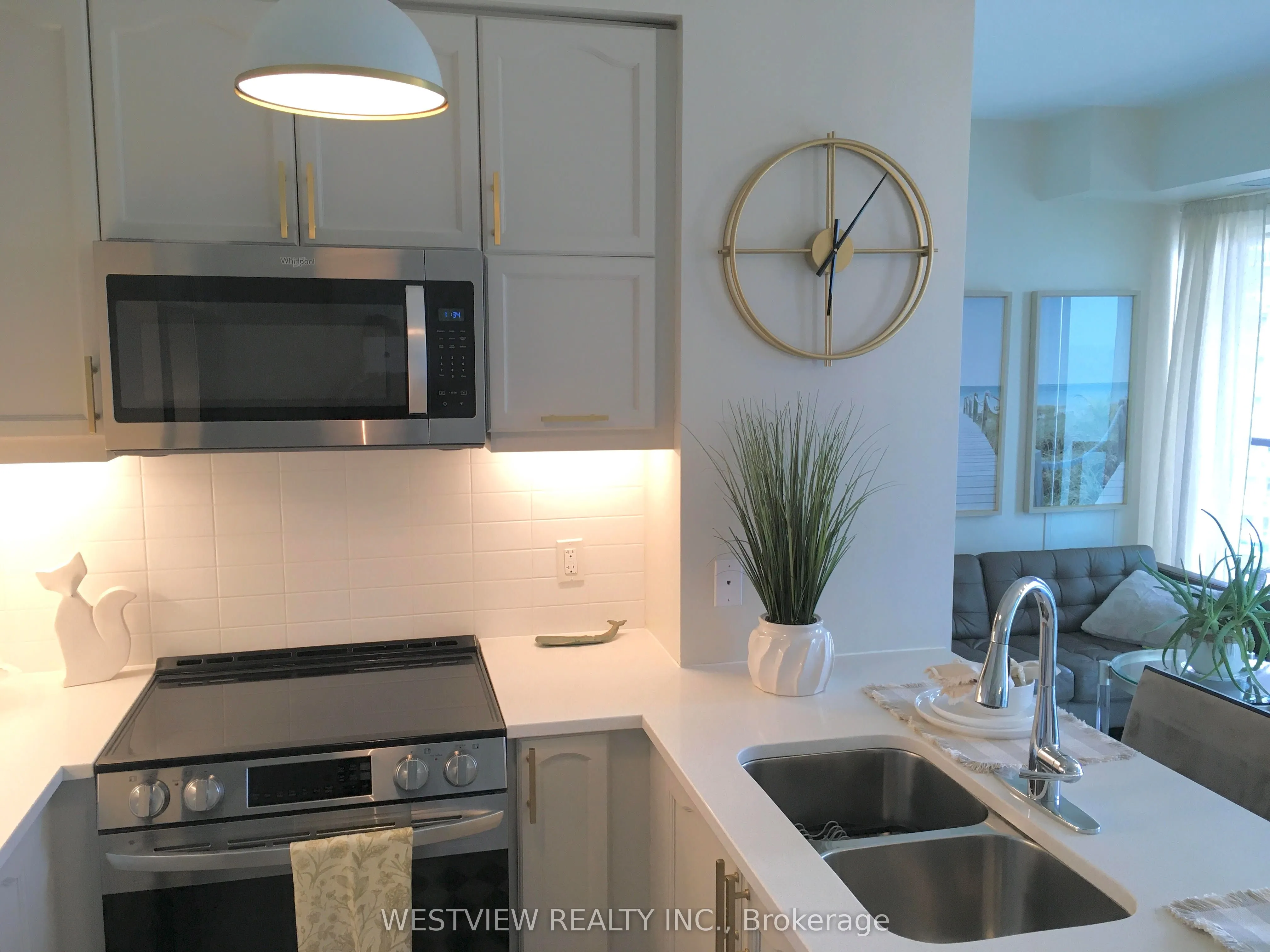 39 Annie Craig Drive, #1207