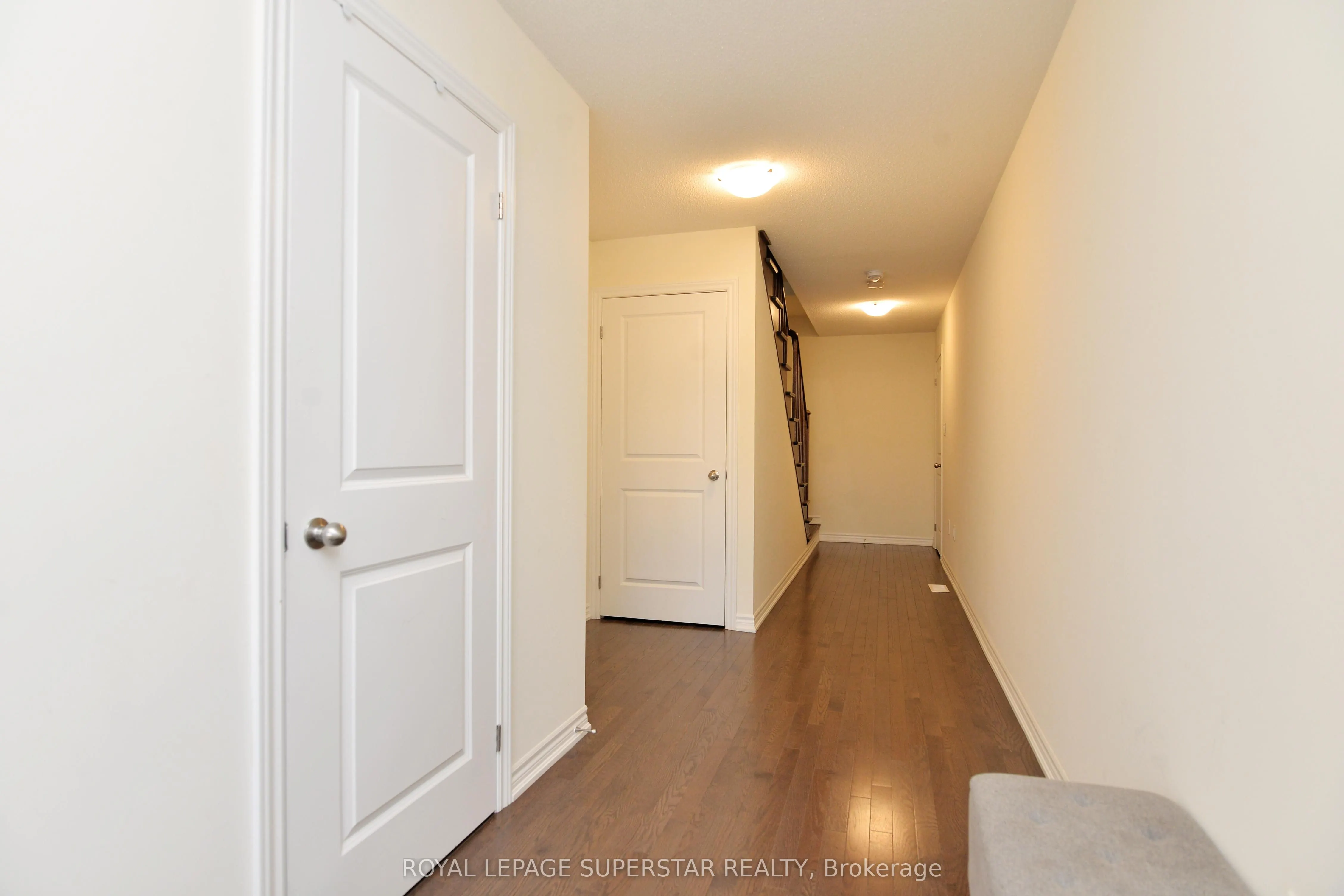 94 Donald Ficht Crescent