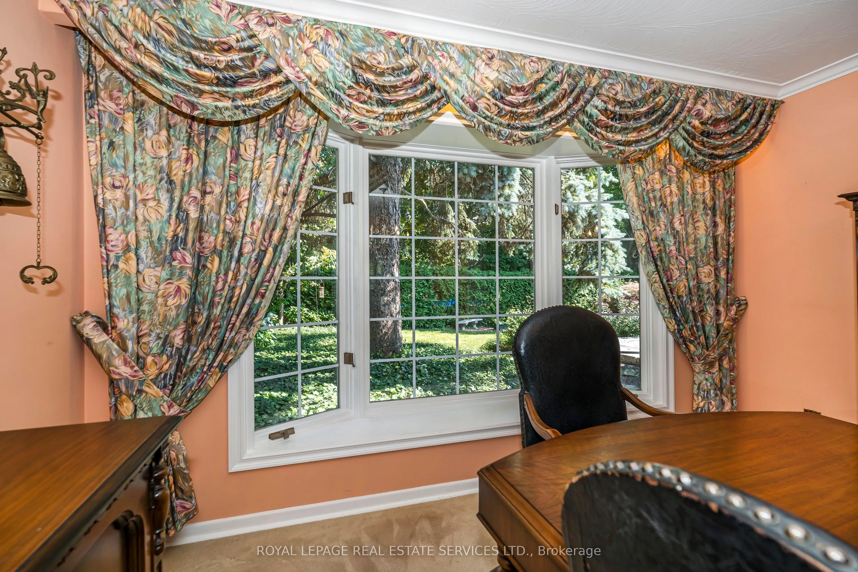 36 Courtsfield Crescent