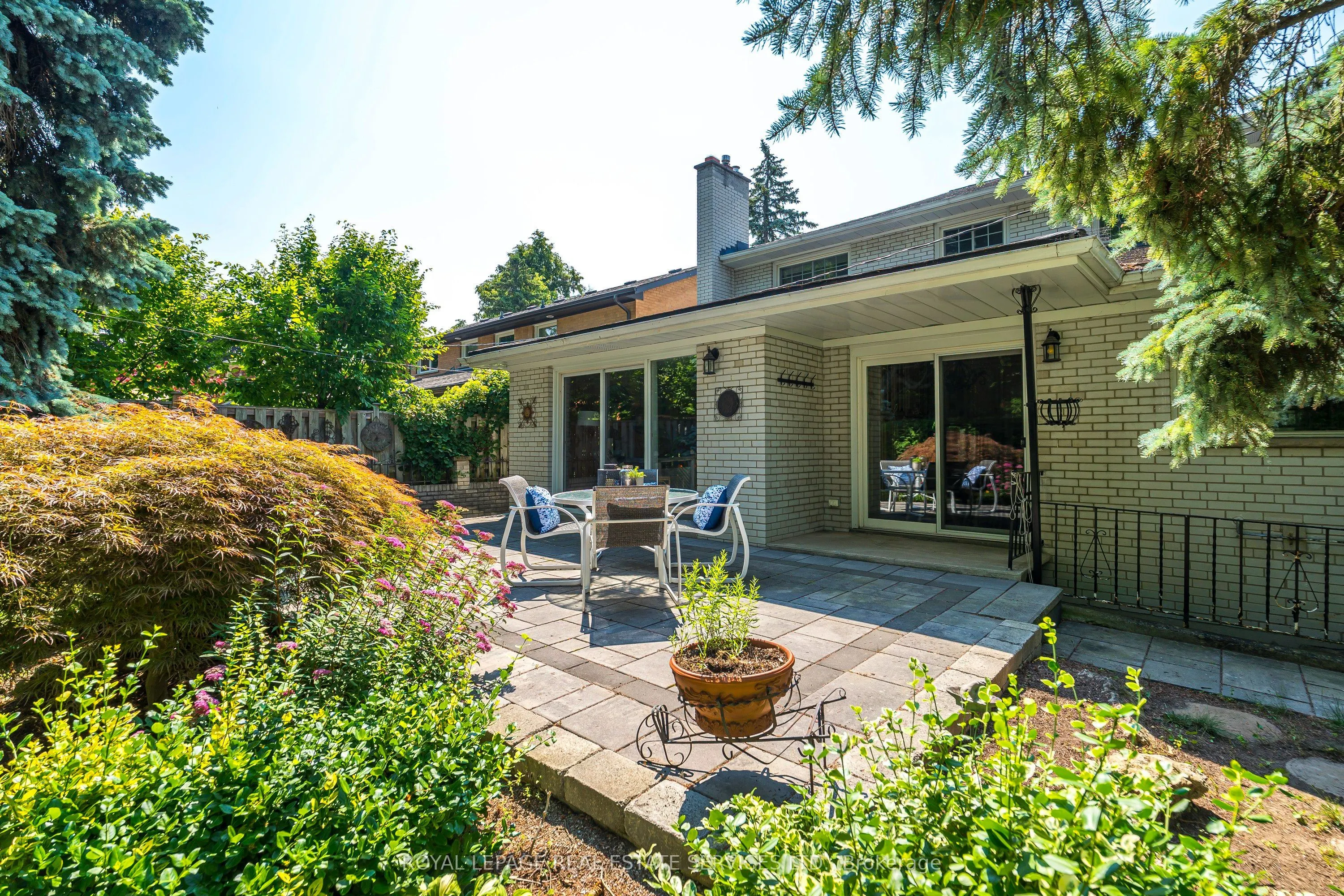 36 Courtsfield Crescent