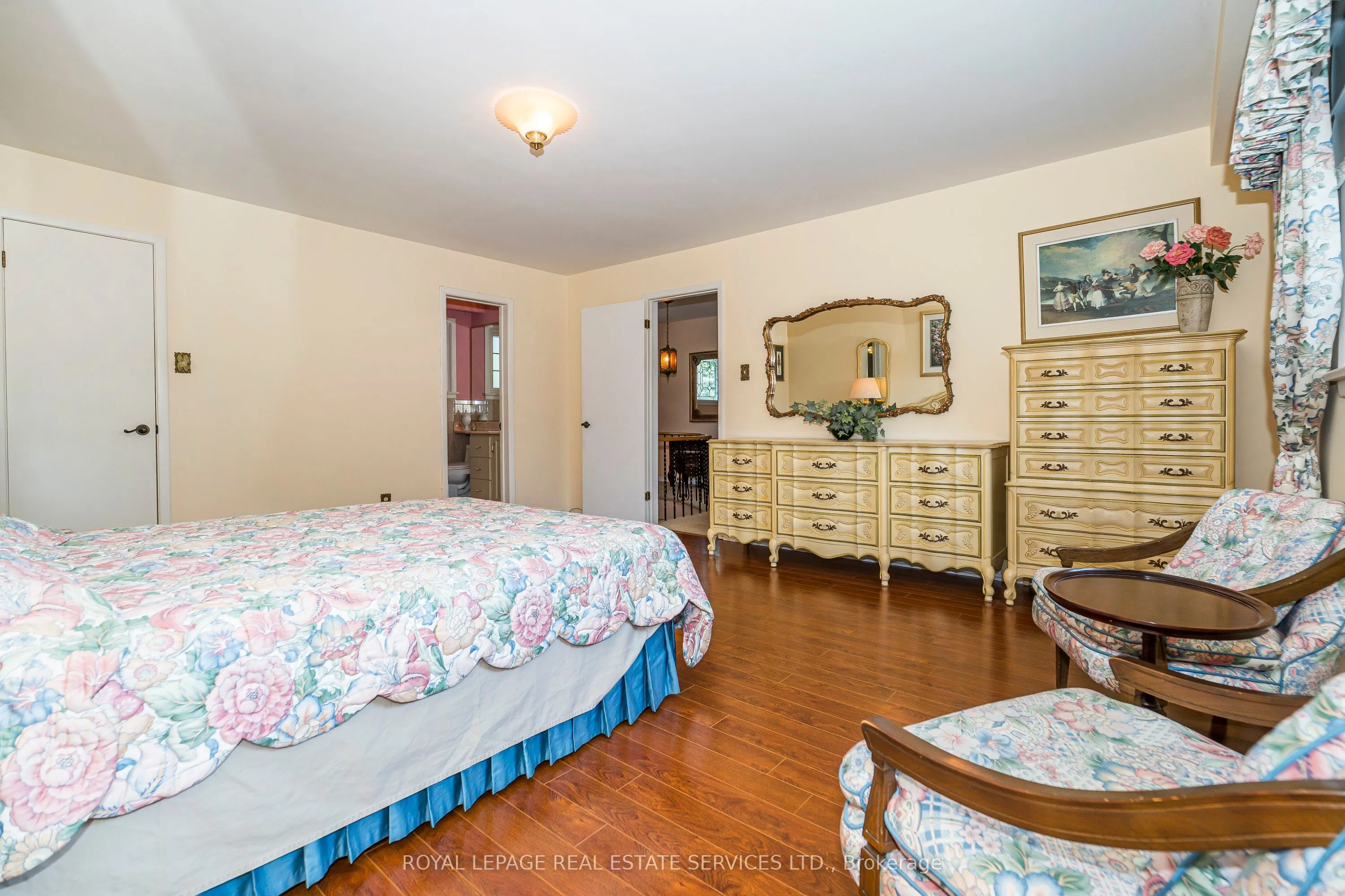 36 Courtsfield Crescent