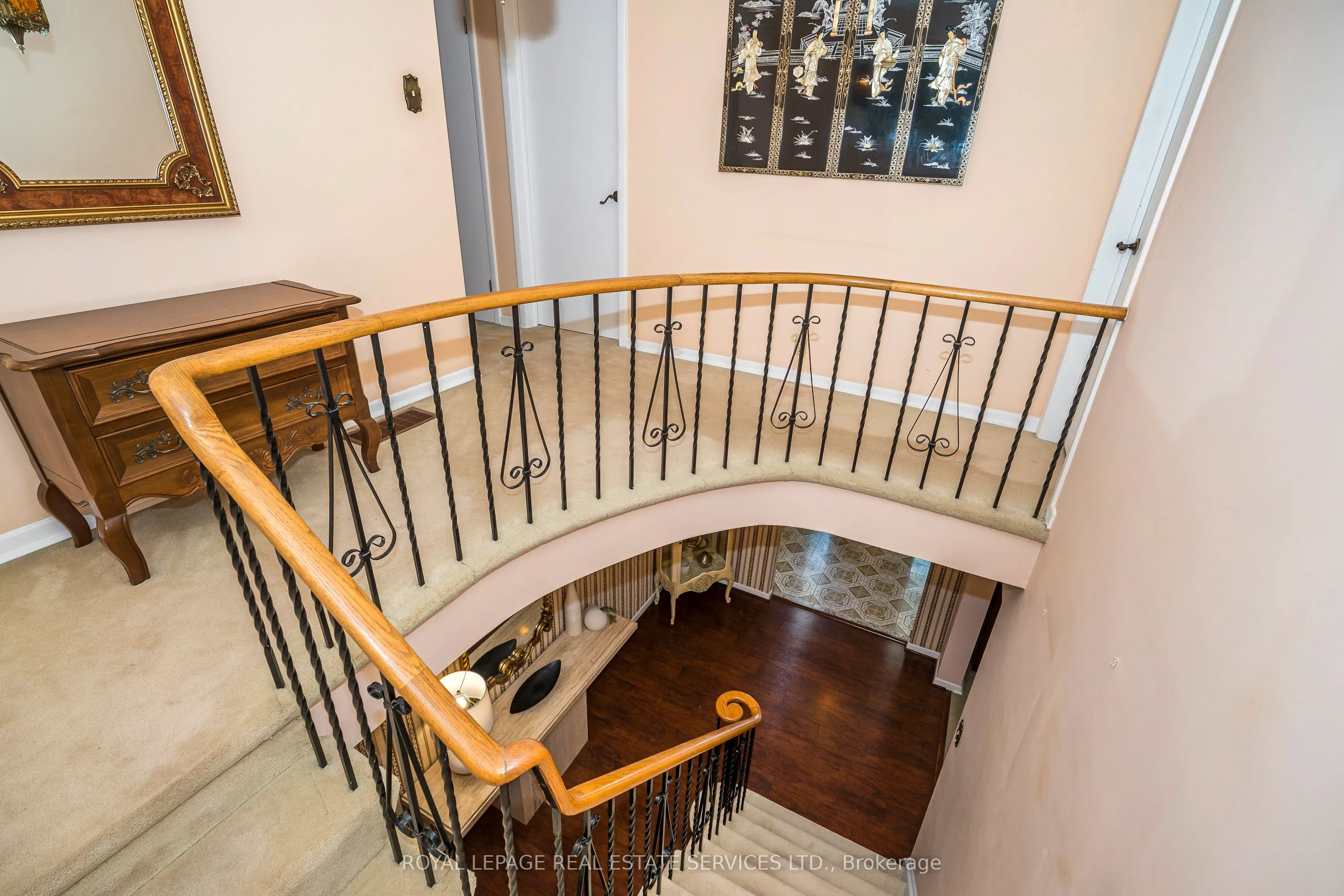 36 Courtsfield Crescent