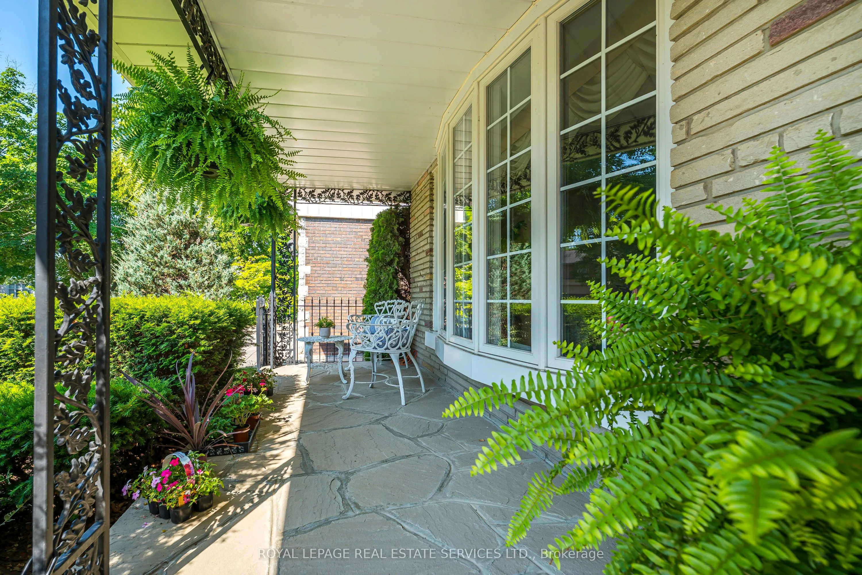 36 Courtsfield Crescent
