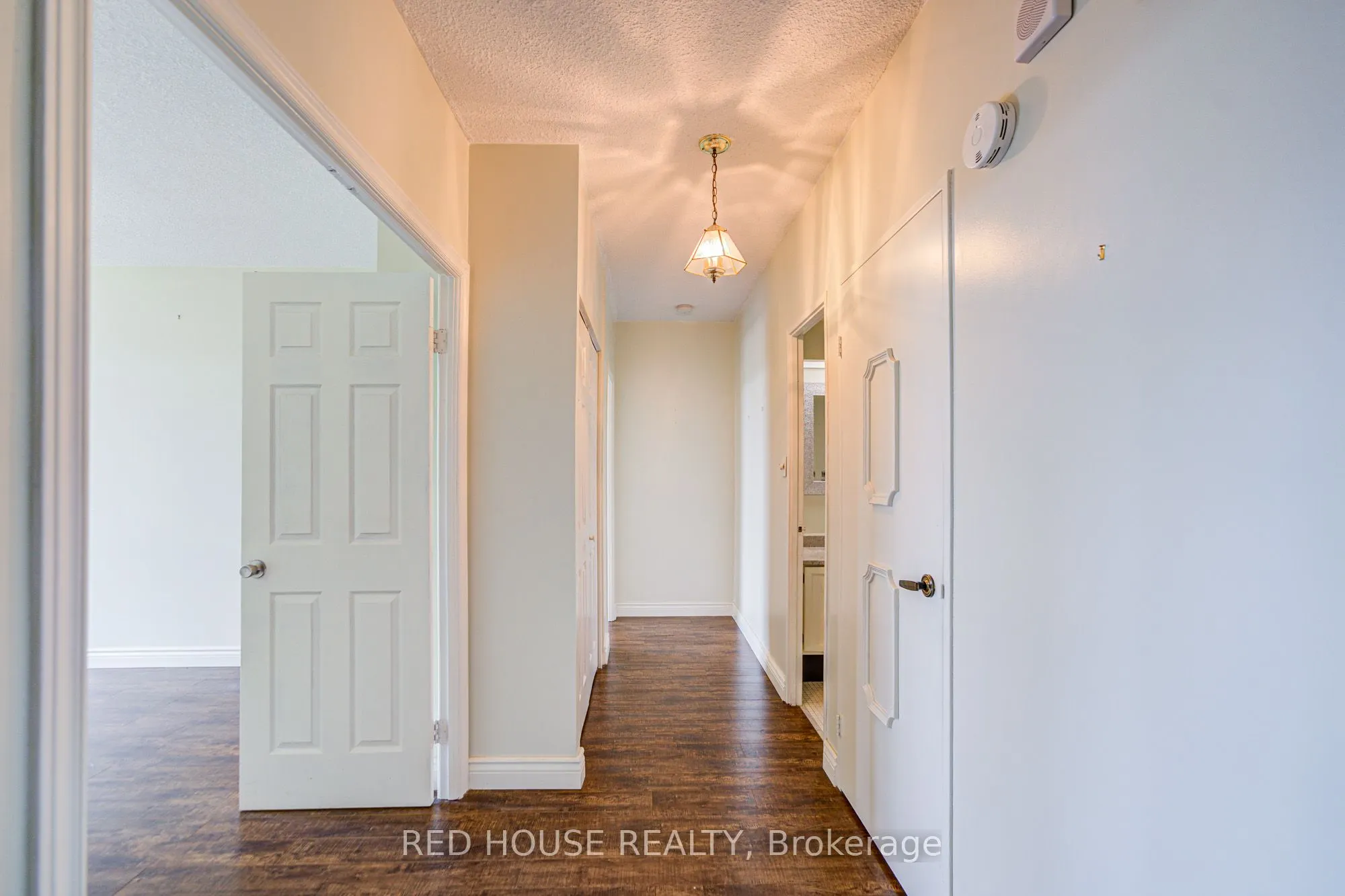 5250 Lakeshore Road #809