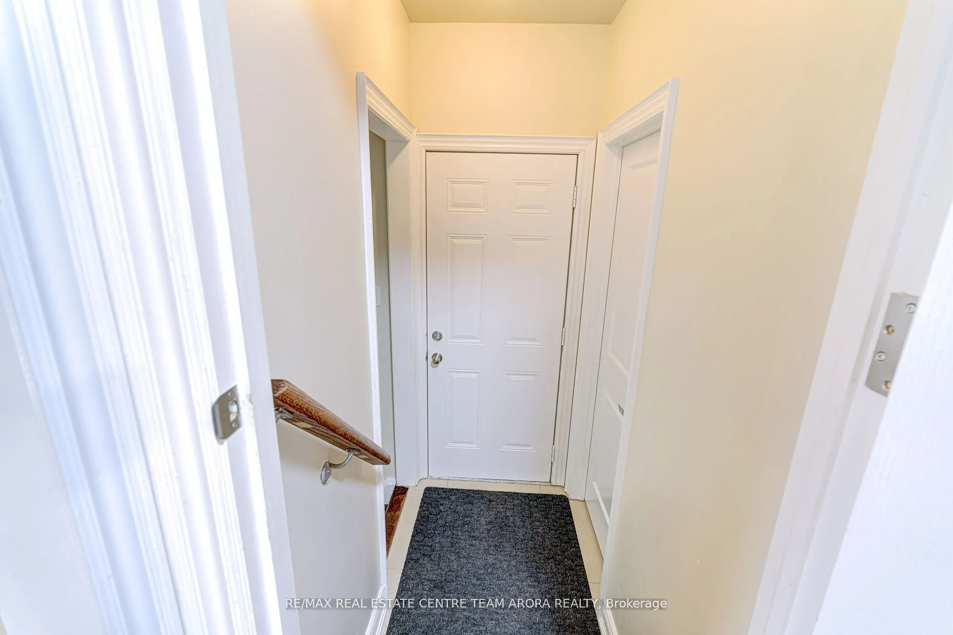 16 Valleyway Drive