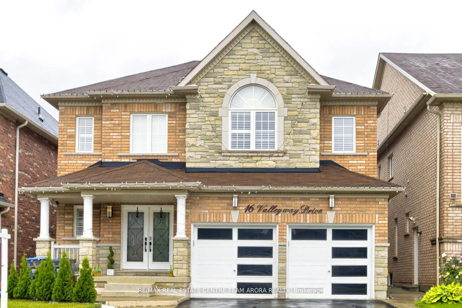 16 Valleyway Drive