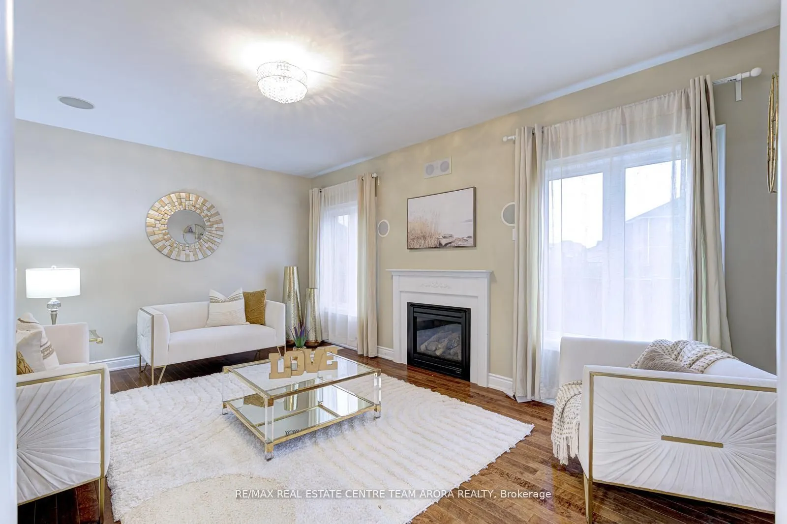 16 Valleyway Drive