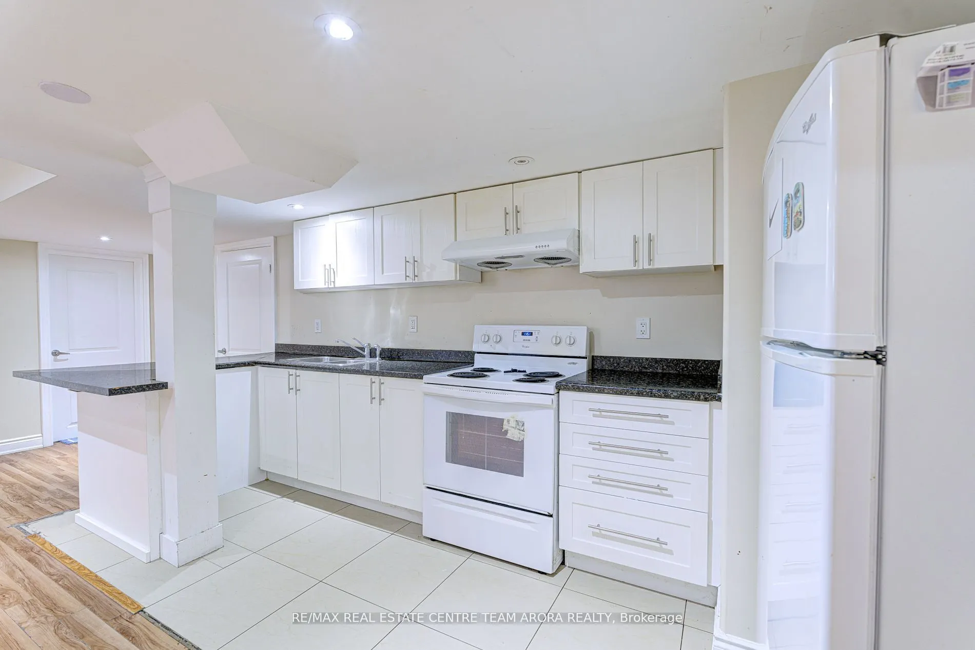 16 Valleyway Drive