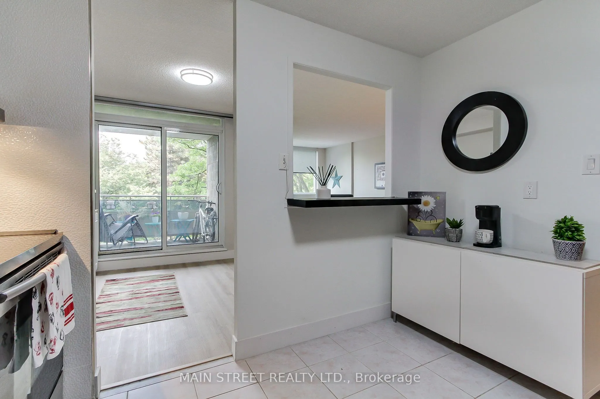 355 Rathburn Road E, #307