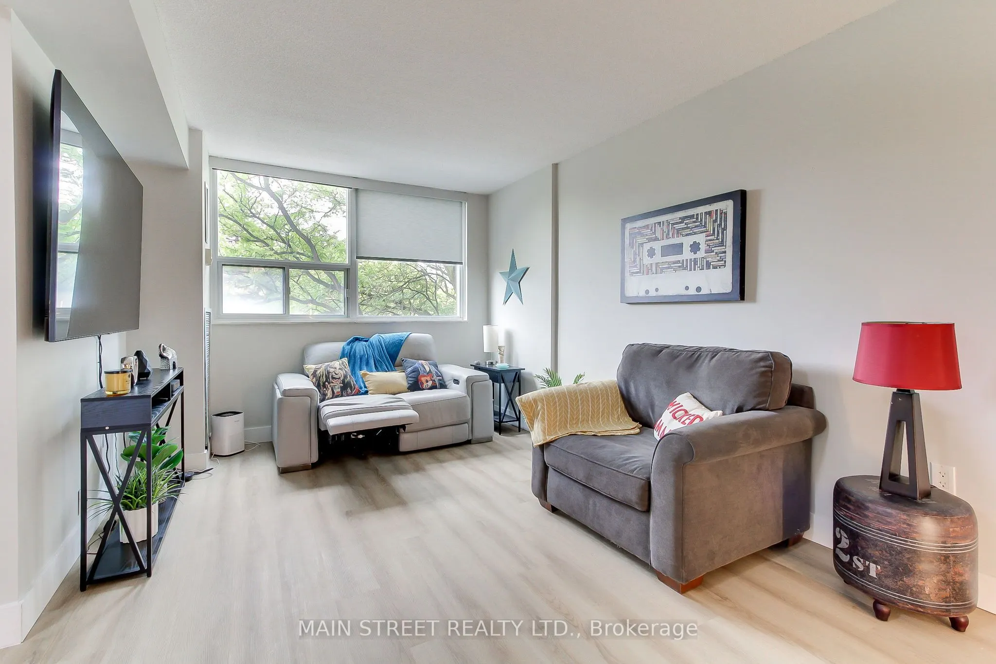 355 Rathburn Road E, #307