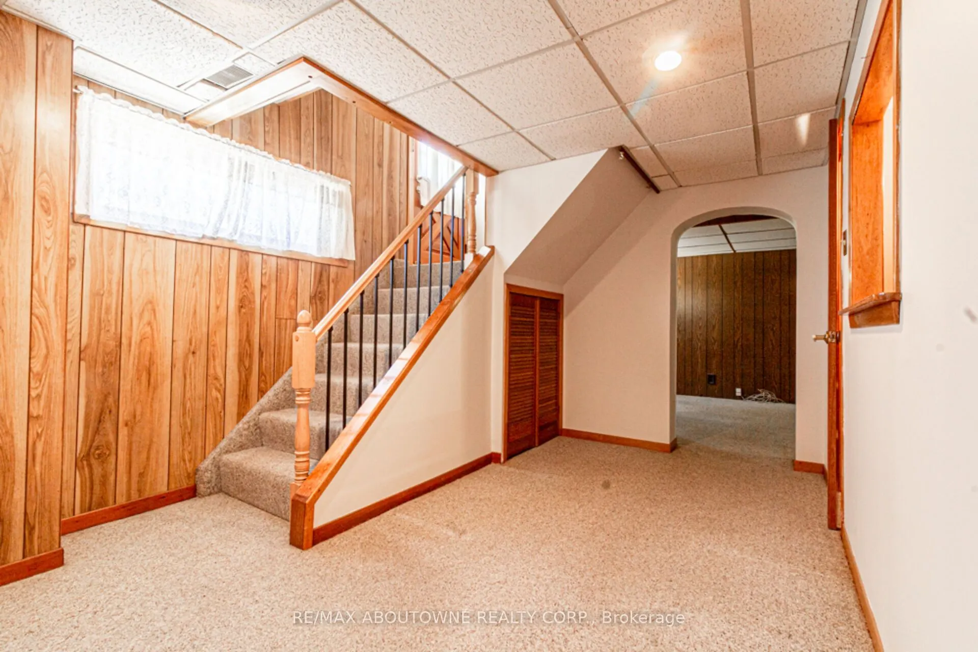 2054 Bridge Road