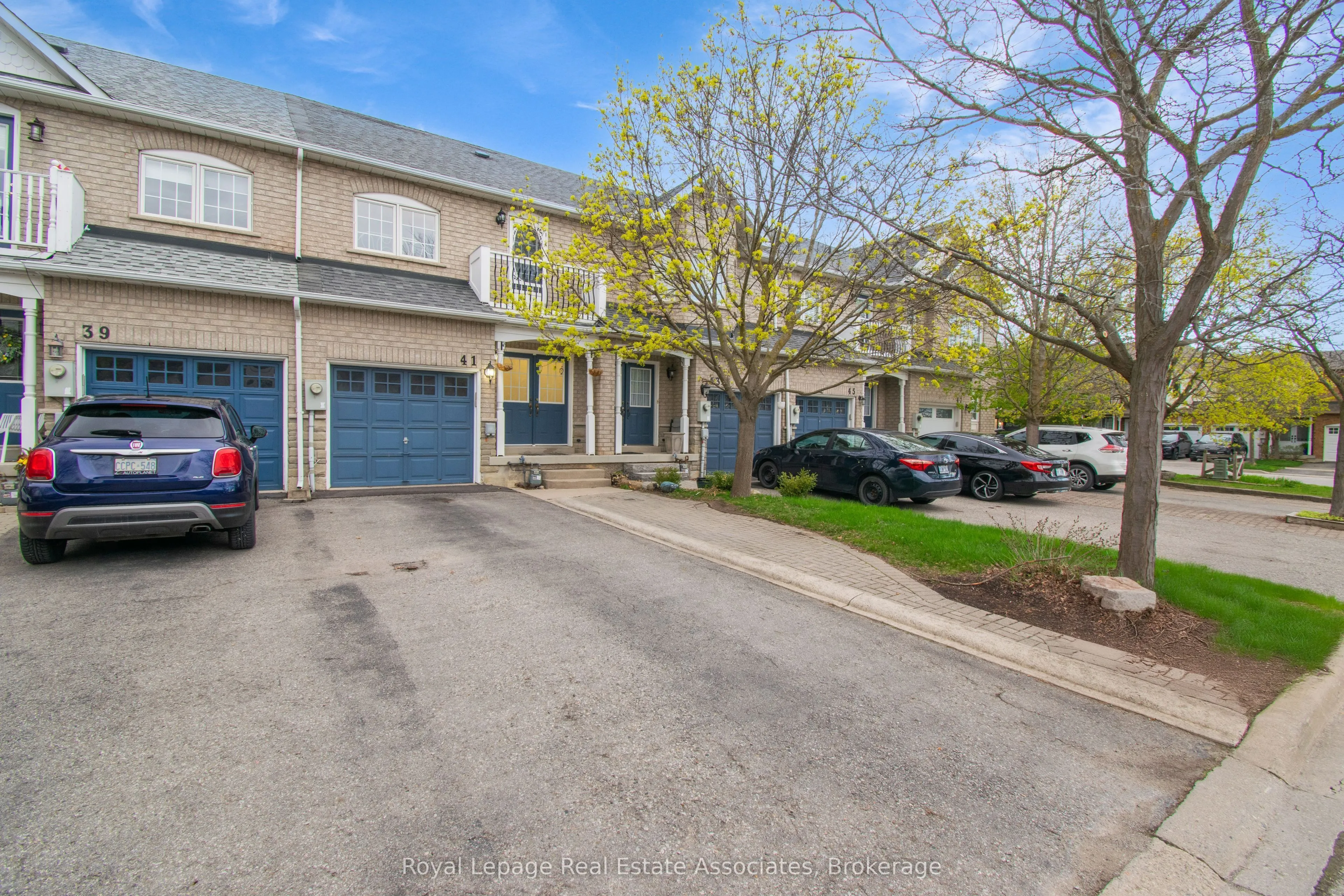 41 Dominion Gardens Drive
