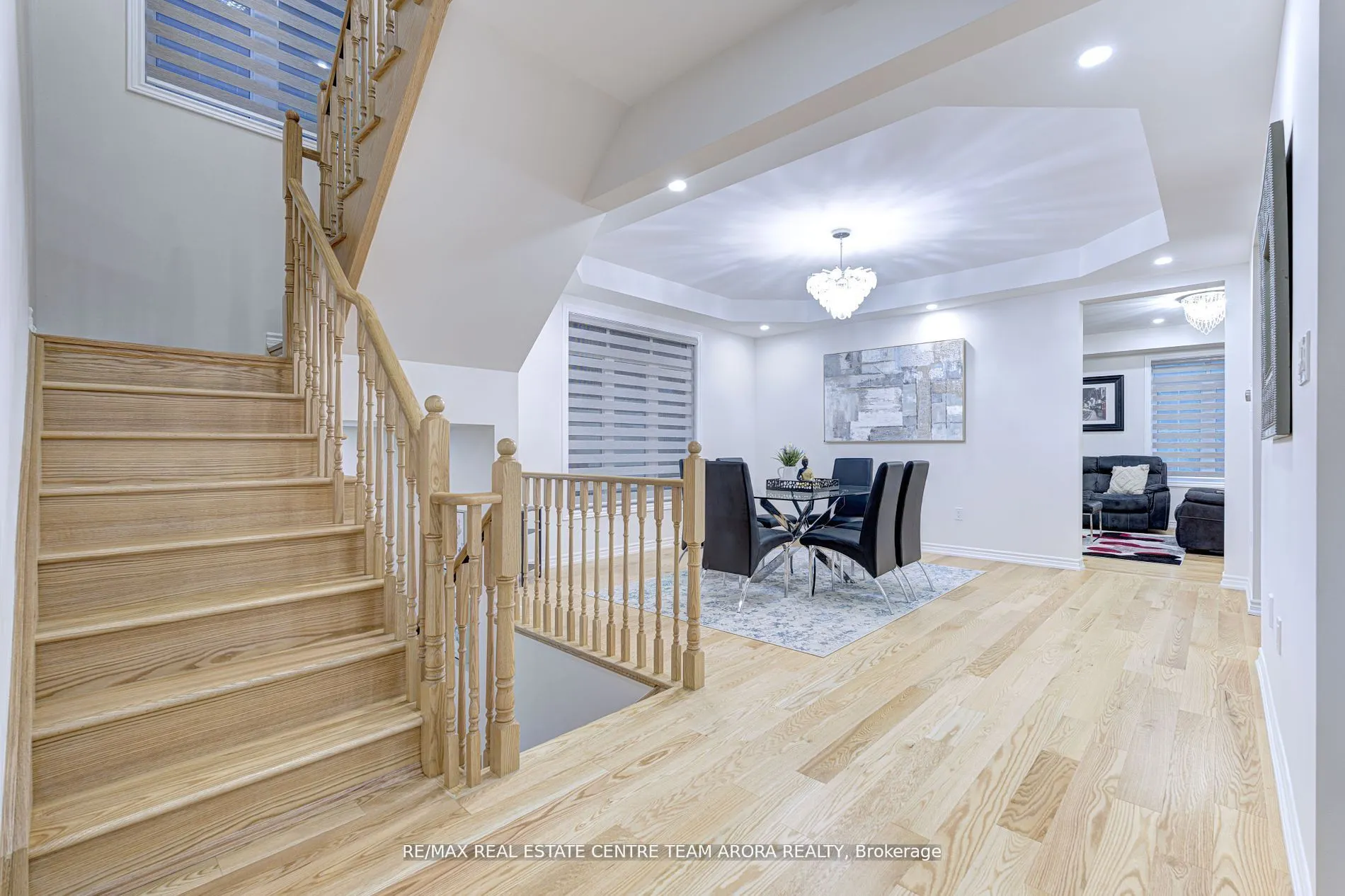 566 Queen Mary Drive