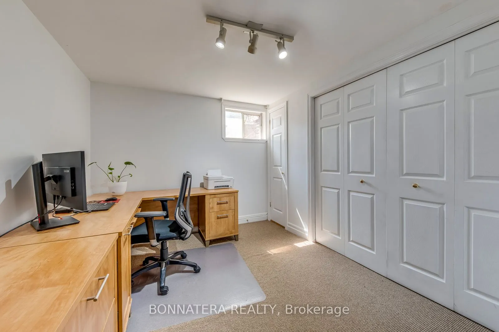 475 Underwood Crescent