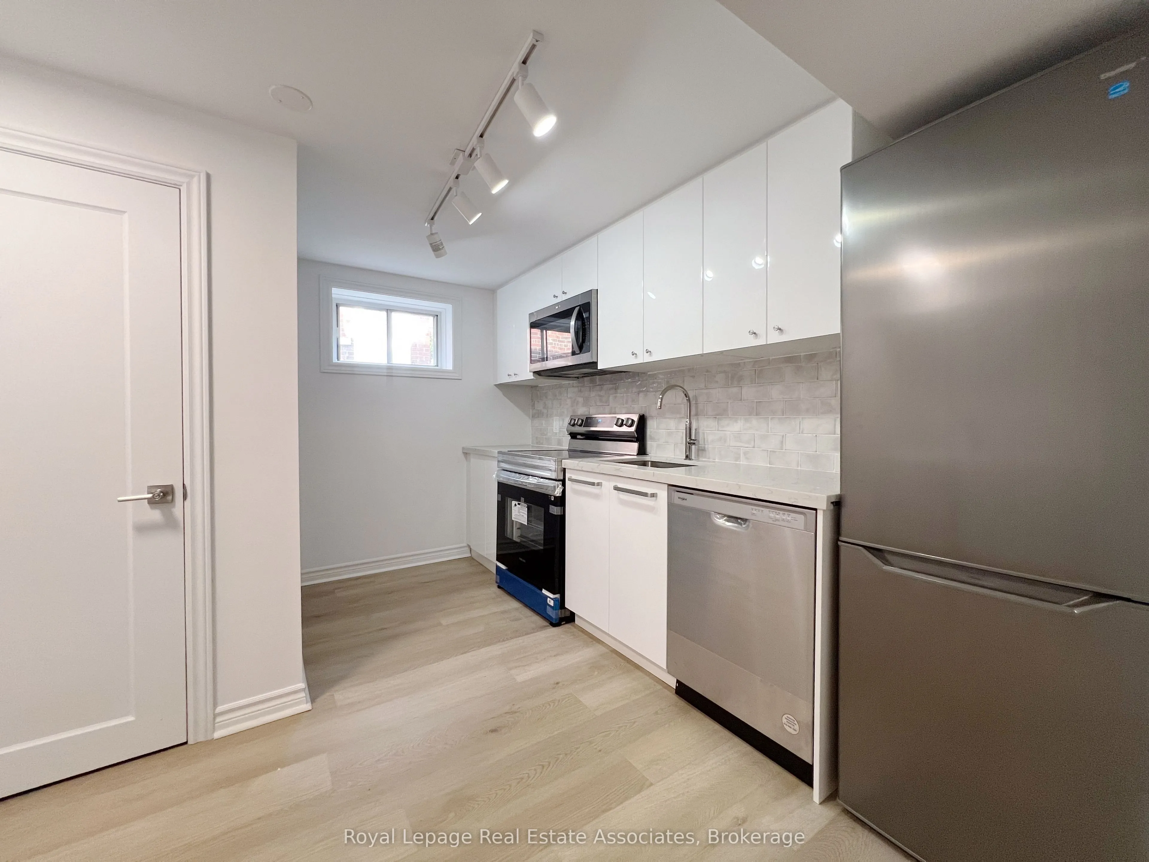 20 Silvercrest Avenue, #Bsmt