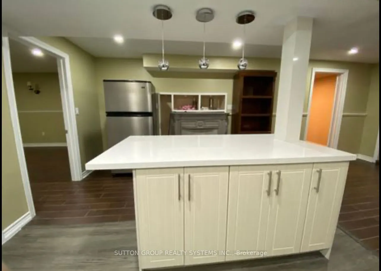 12 Wellesworth Drive
