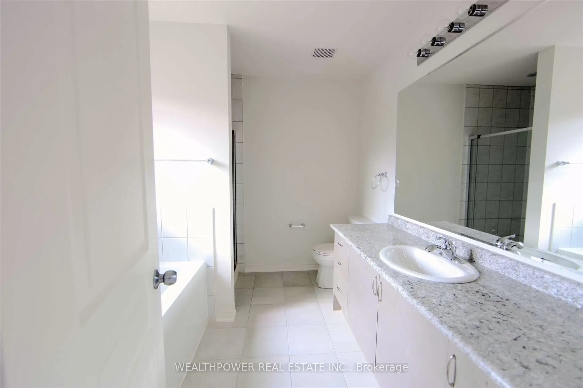 1456 Pratt Heights