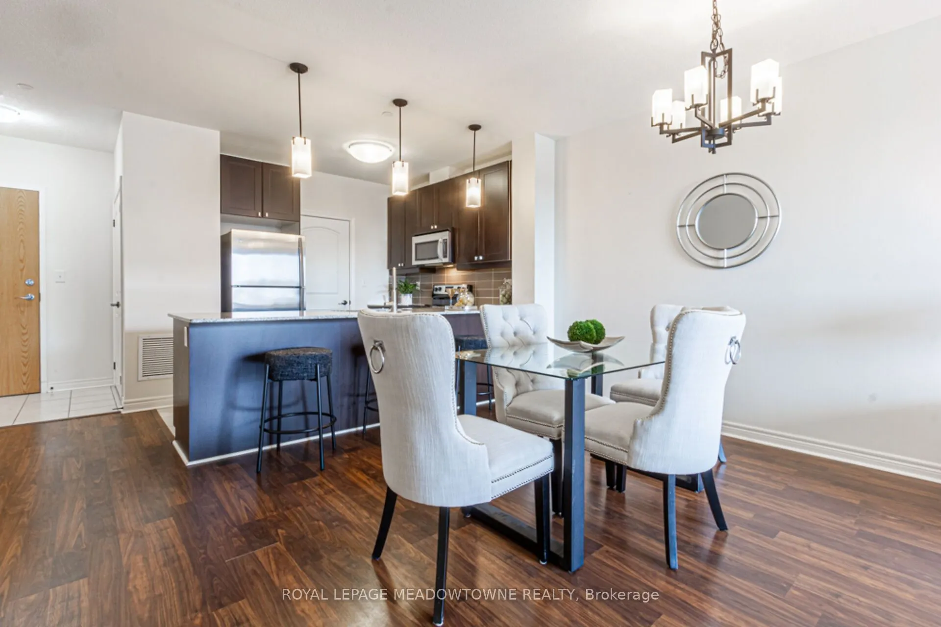383 Main Street E, #326