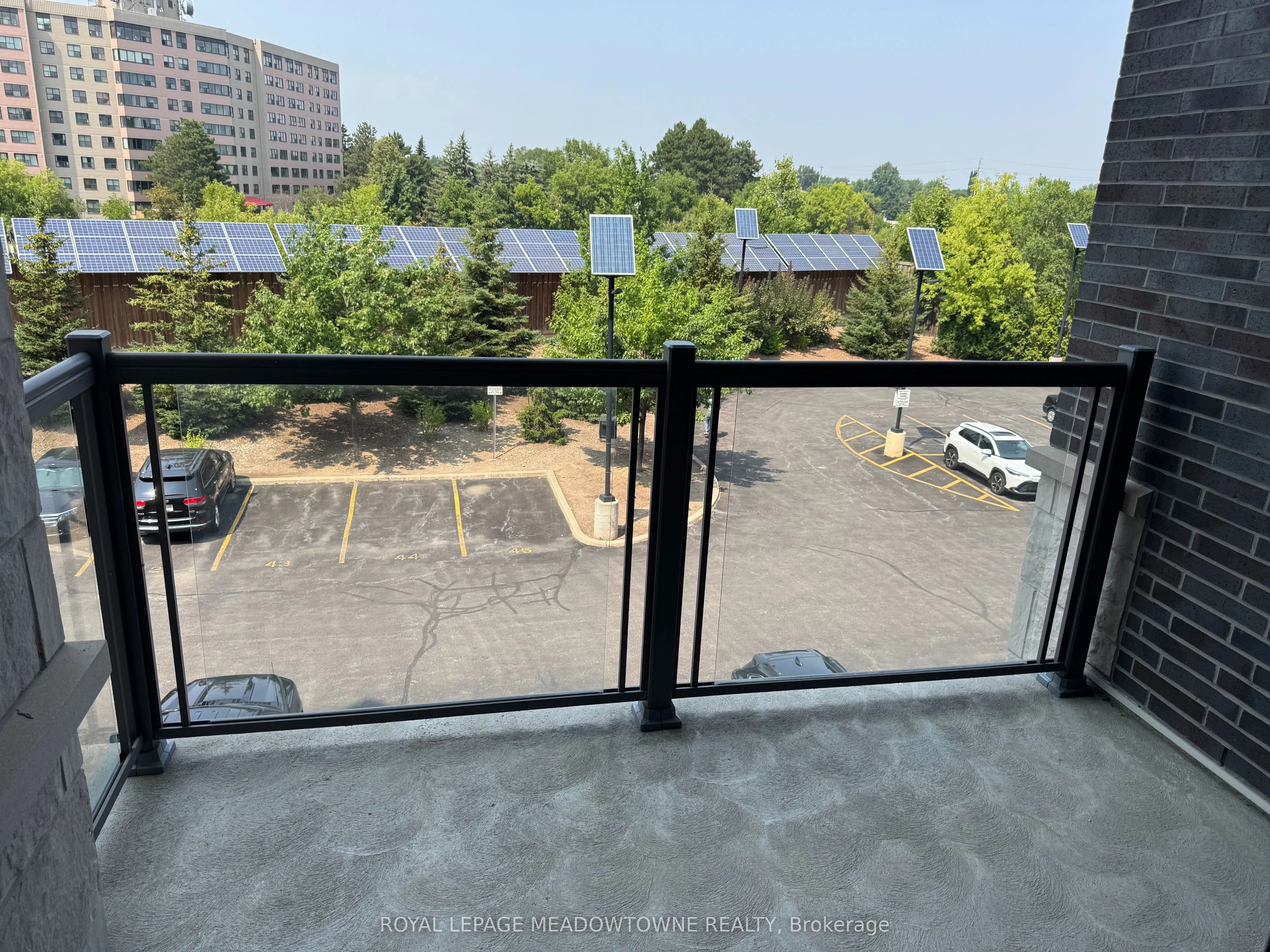 383 Main Street E, #326