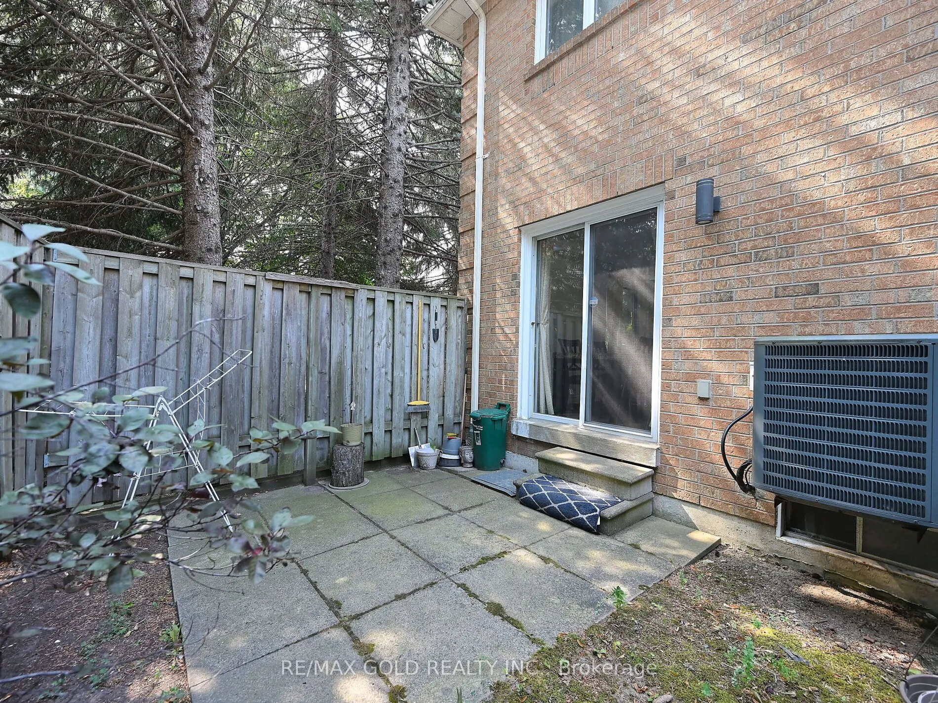 99 Bristol Road E, #153