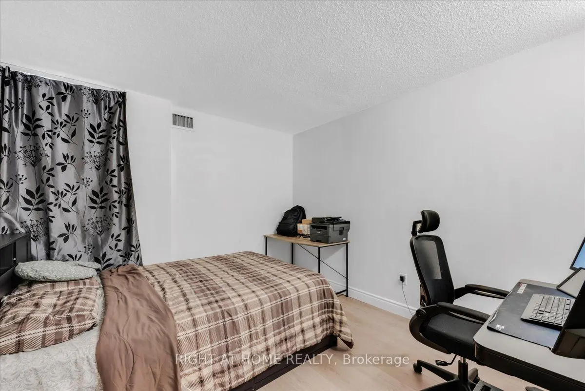 4 Lisa Street, #412