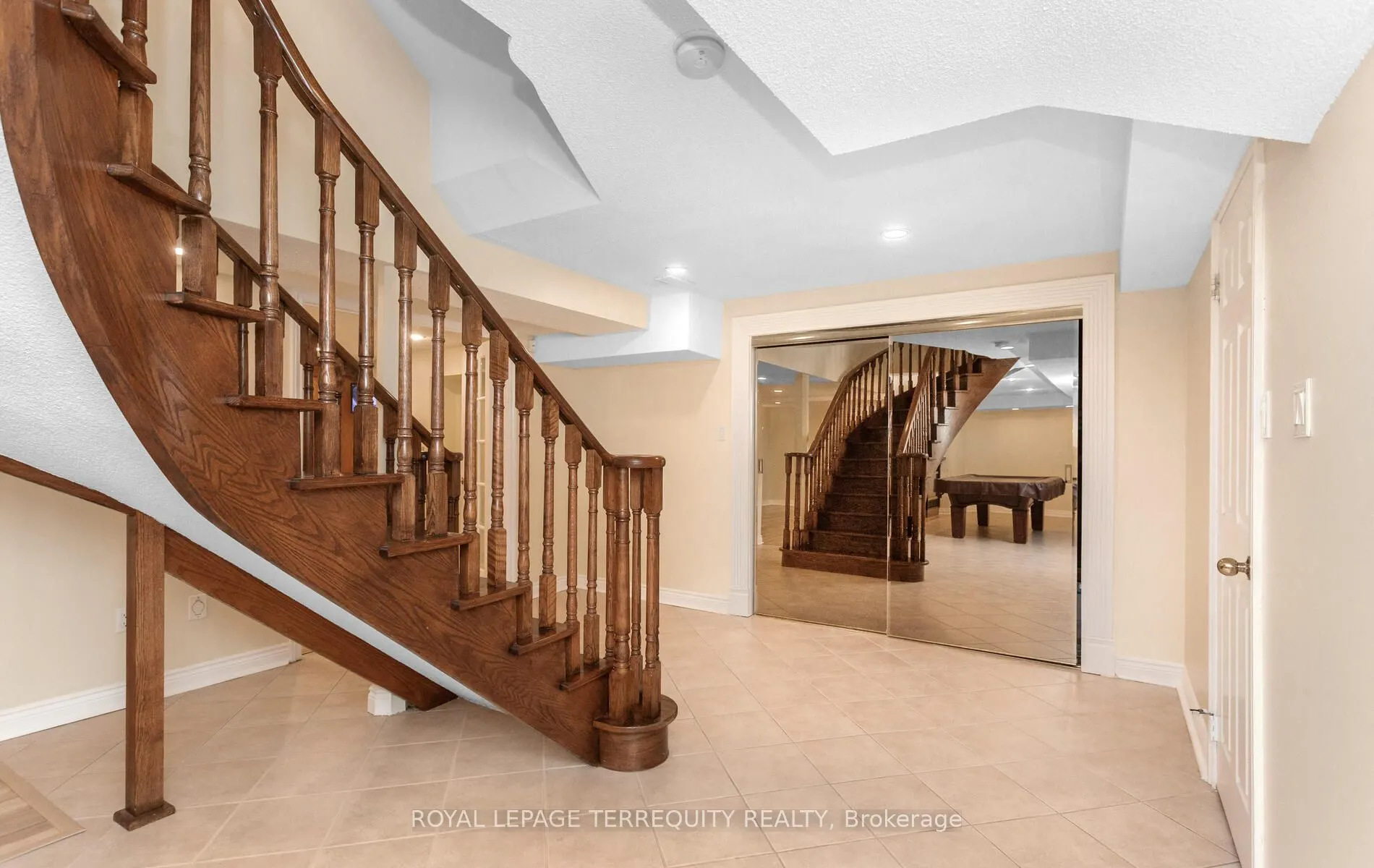 5839 Fieldon Road