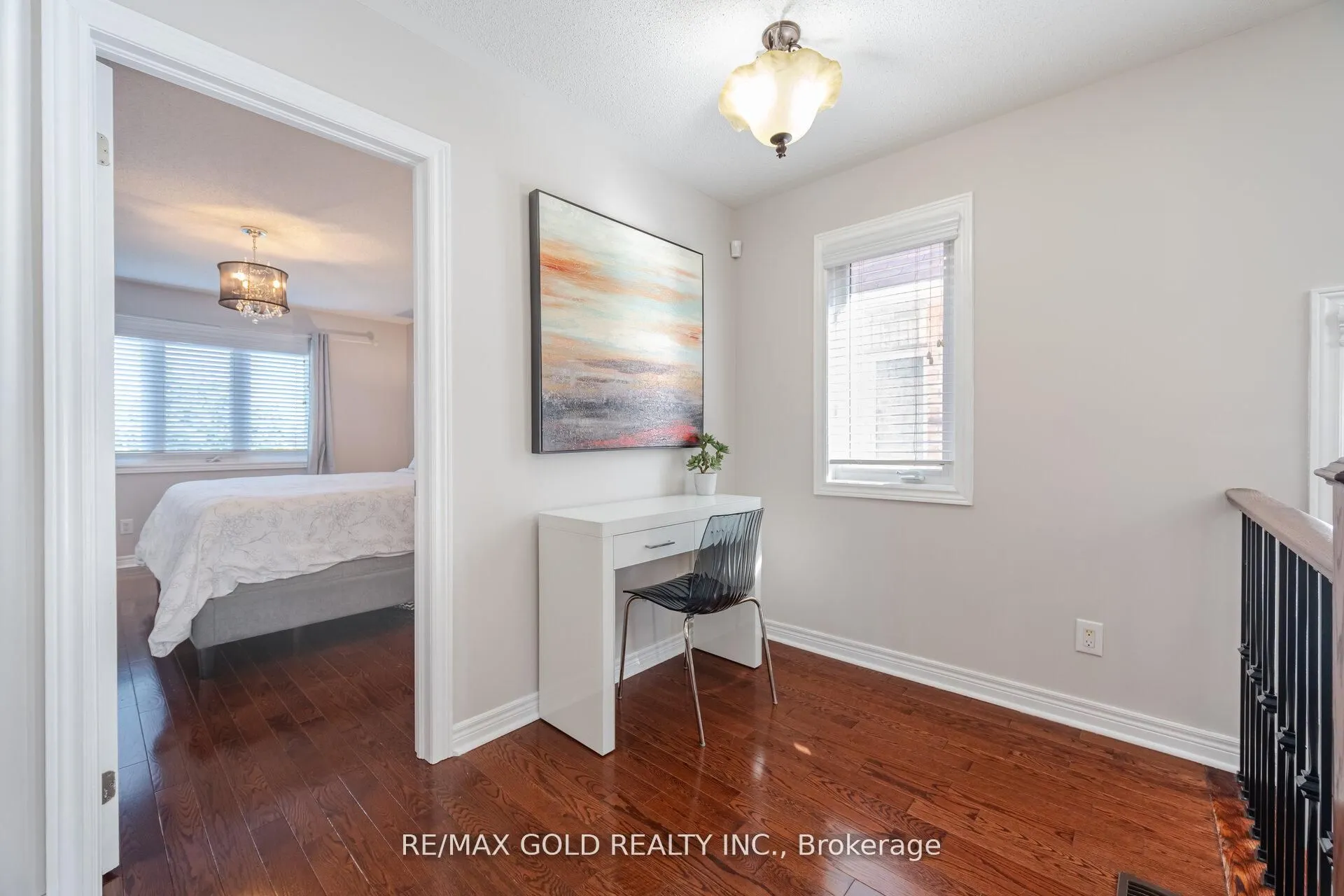 28 Versailles Crescent
