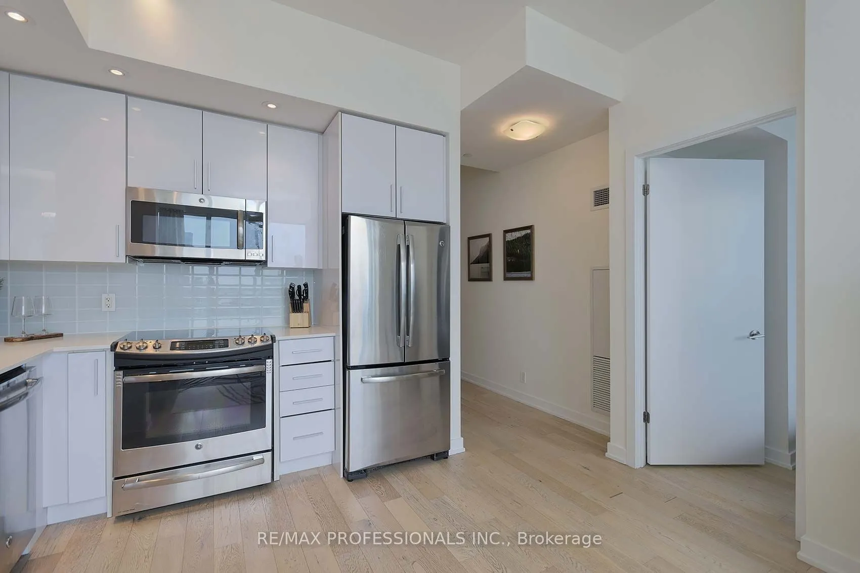 2212 Lake Shore Boulevard W, #3009