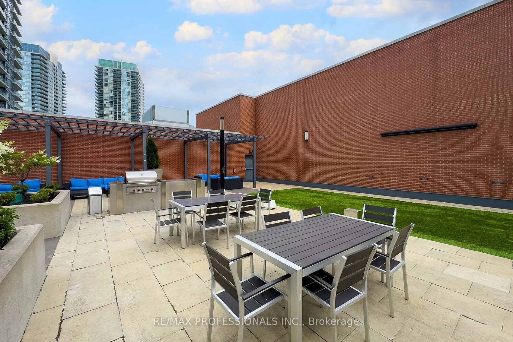 2212 Lake Shore Boulevard W, #3009