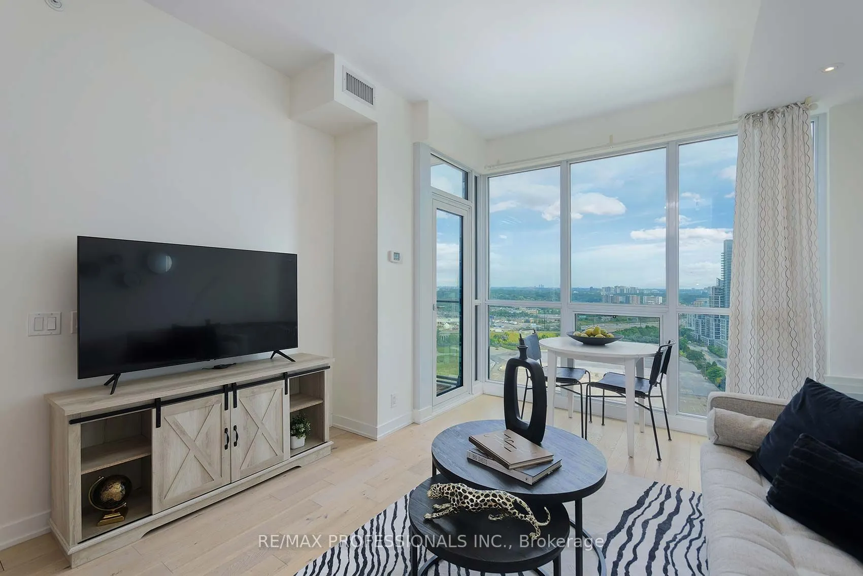 2212 Lake Shore Boulevard W, #3009