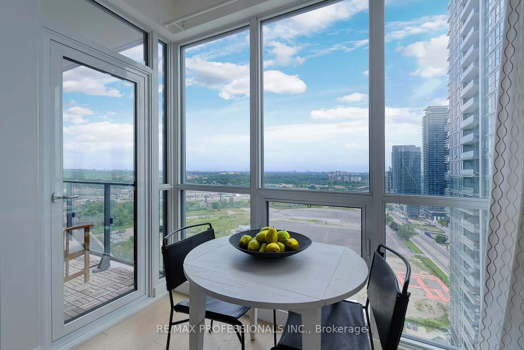 2212 Lake Shore Boulevard W, #3009