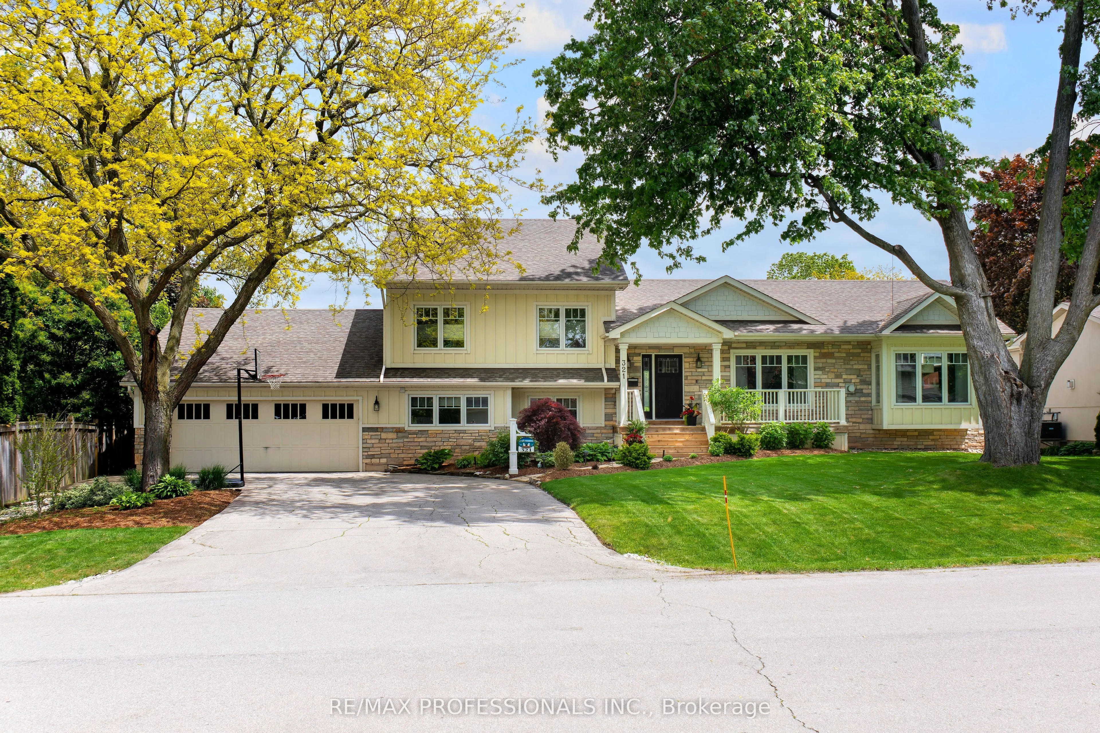 321 Wendy Lane