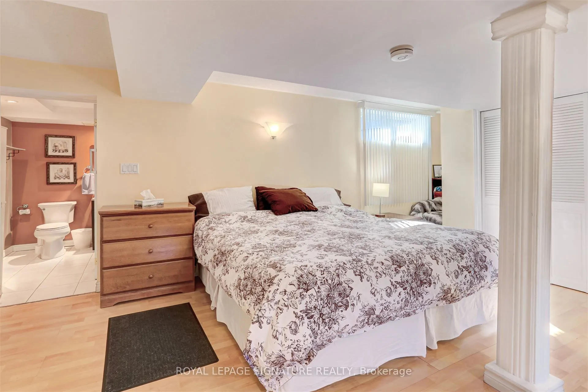 3157 The Credit Woodlands