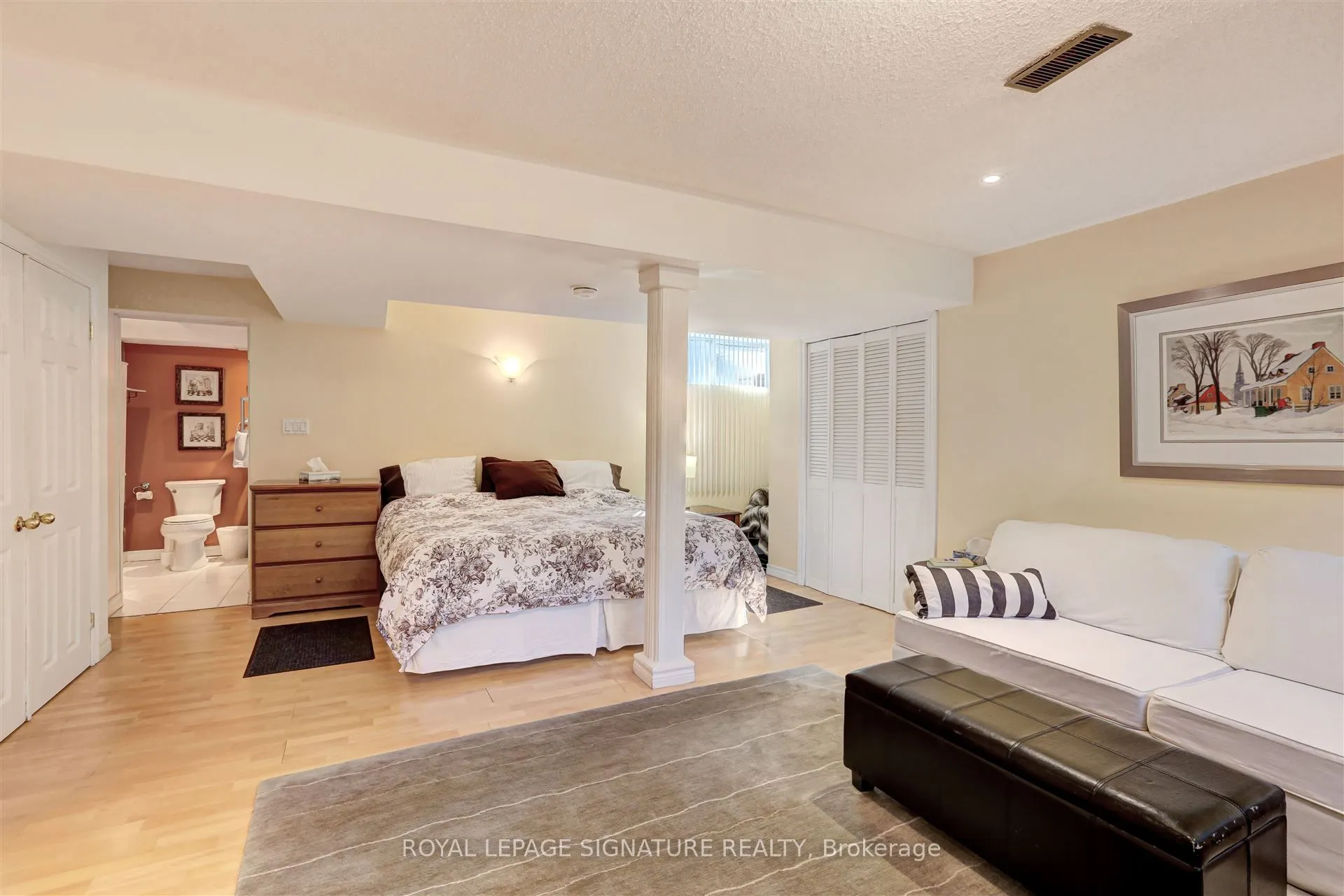 3157 The Credit Woodlands